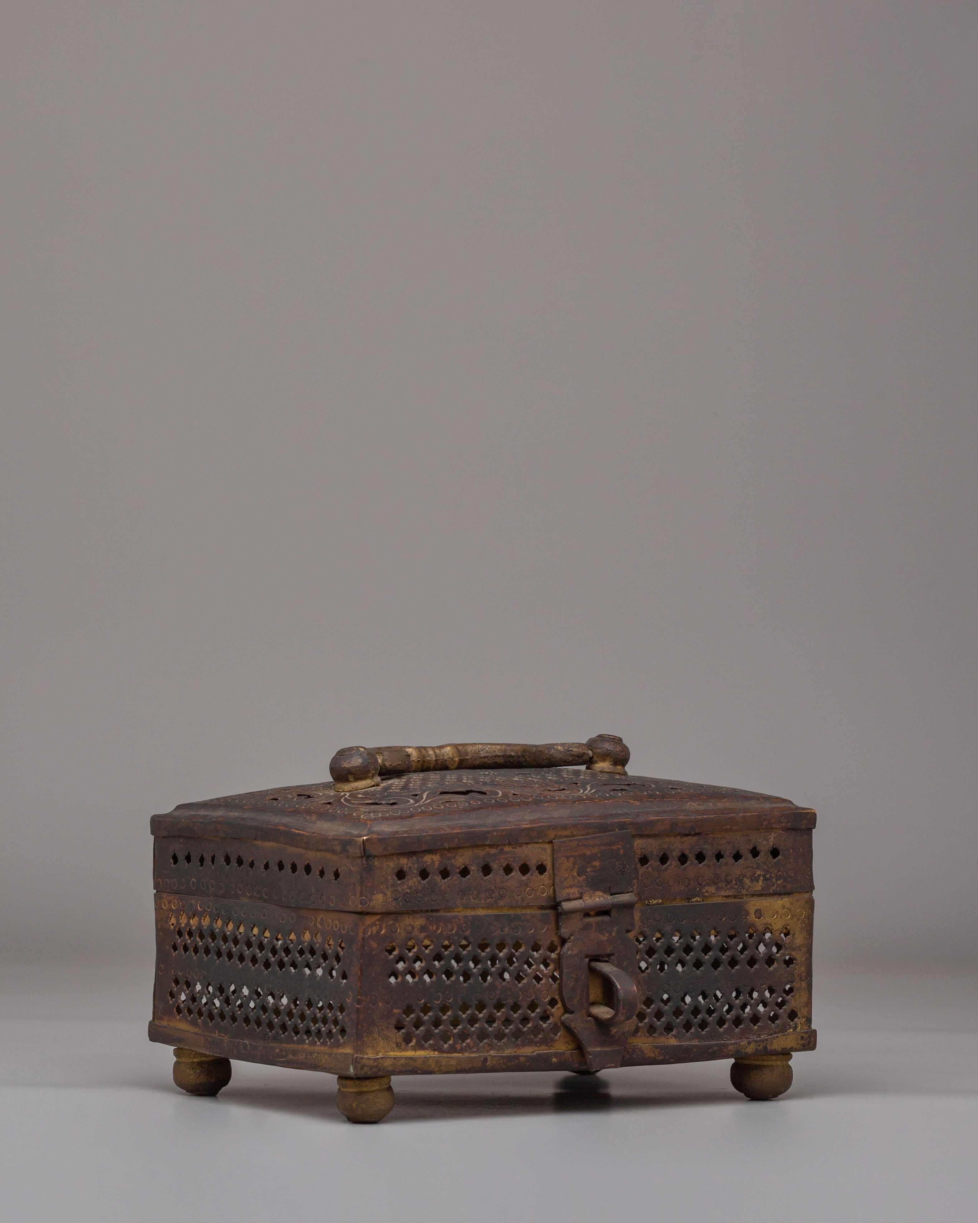 Handmade Antique Finish Box | Decorative Jewelry Holder