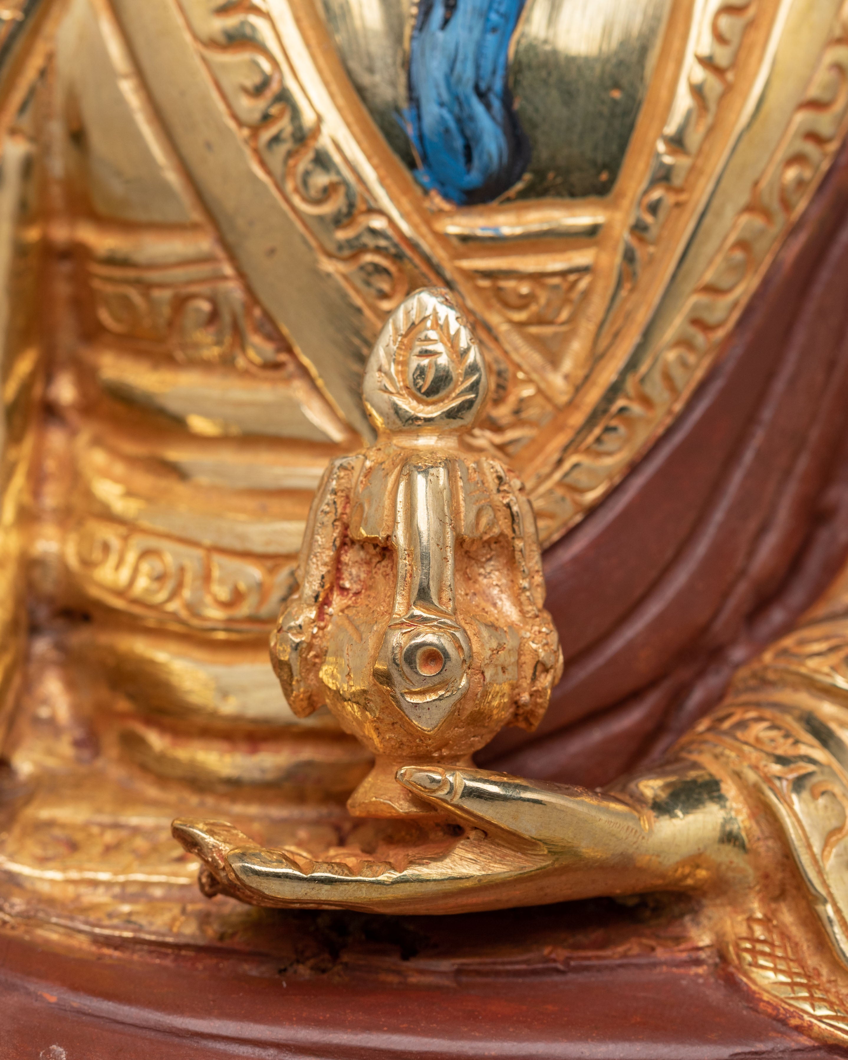 Spiritual Guru Shapdum Altar Statue | A Beacon of Wisdom and Guidance