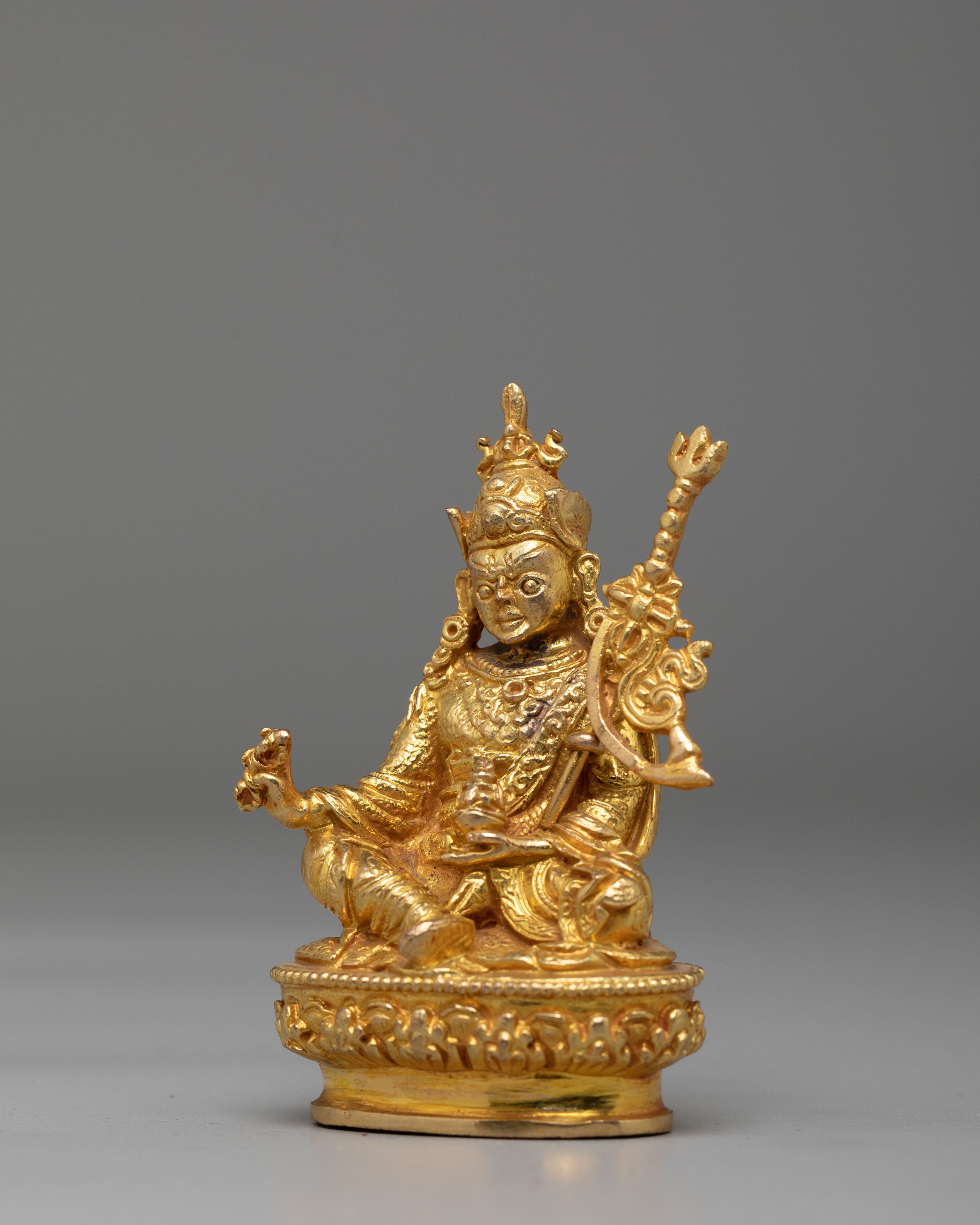 Tibetan Guru Rinpoche Spiritual Statue | Himalayan Artwork