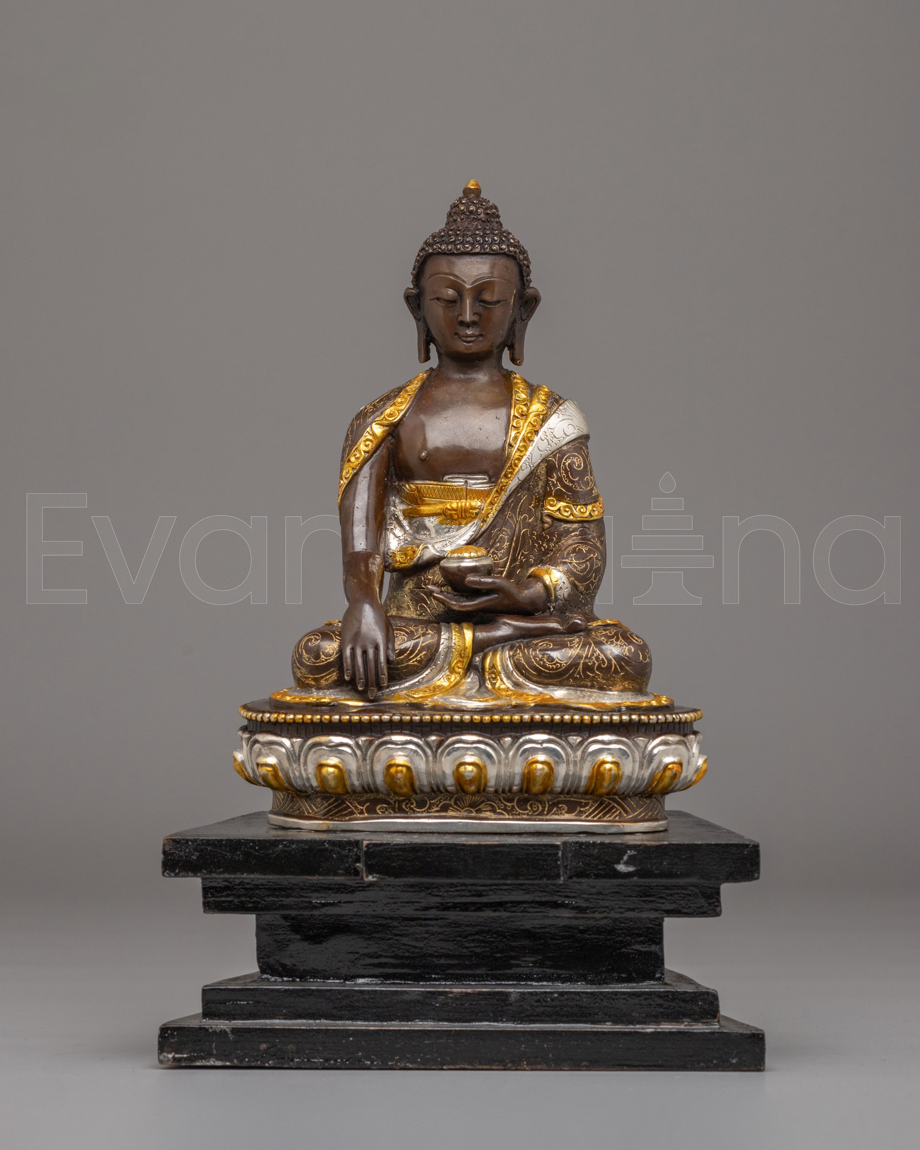Shakyamuni Buddha Statue