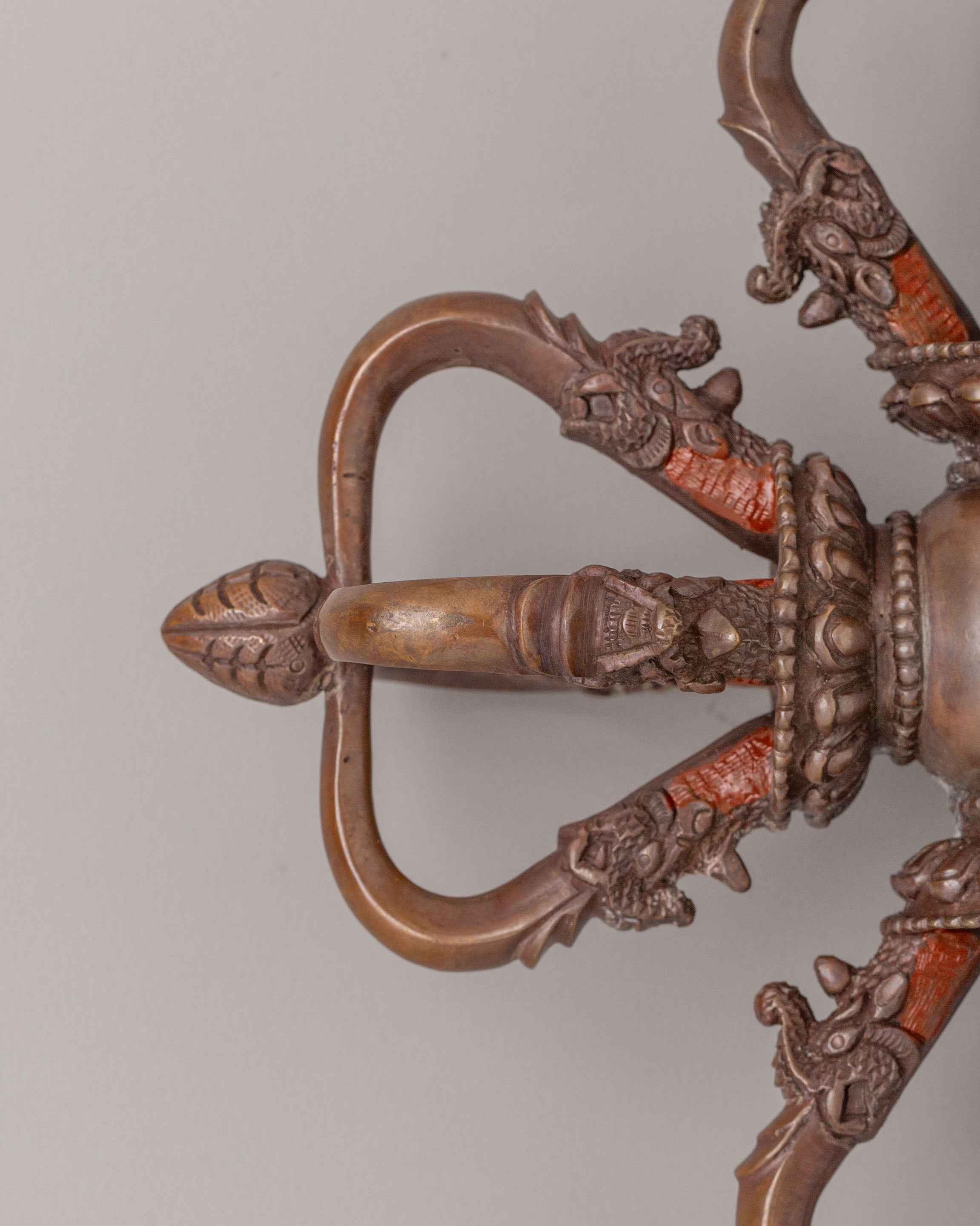 Tibetan Altar Vishwo Vajra | Sacred Tool for Meditation & Protection