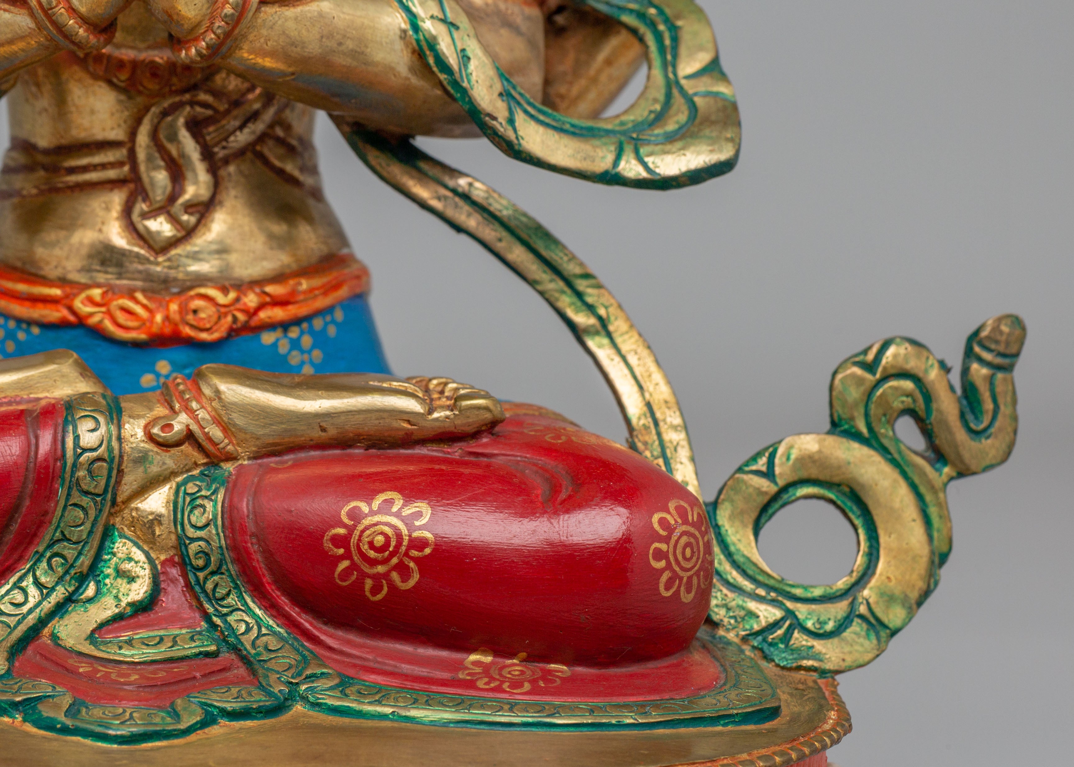 Sacred Altar Chenrezig Statue | Bodhisattva of Compassion