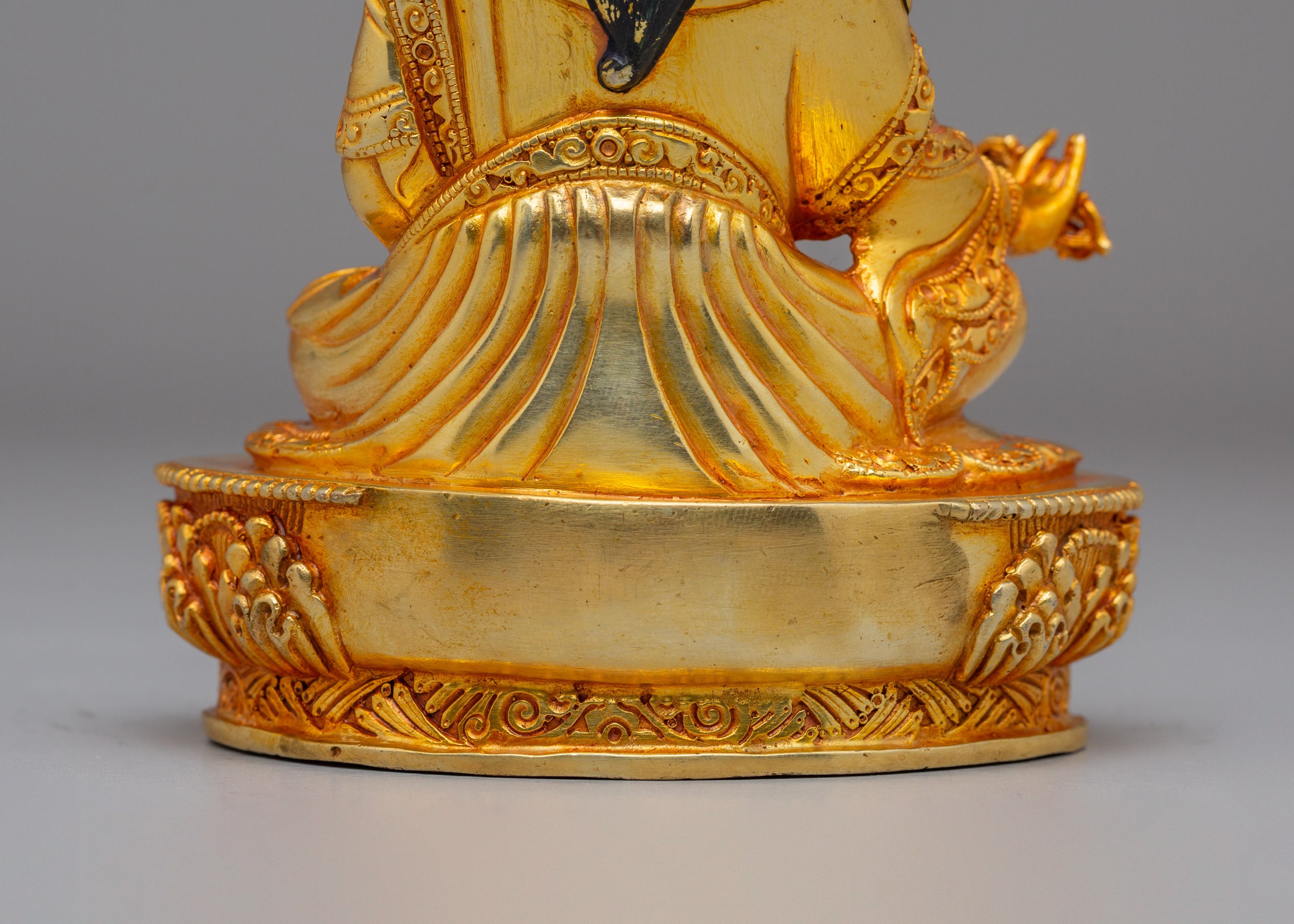 Spiritual Ritual Guru Rinpoche Statue | Tibetan Deity Sculpture