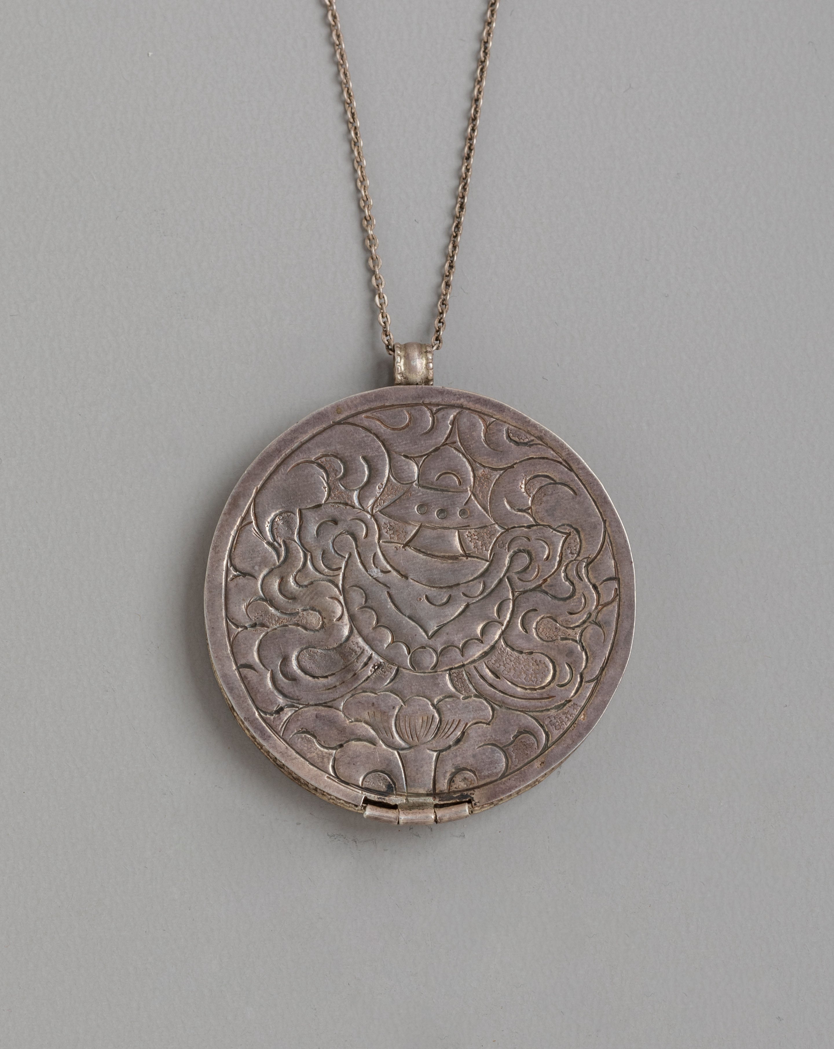 Sacred Zashi Lhamo Locket | A Symbol of Protection and Spiritual Strength