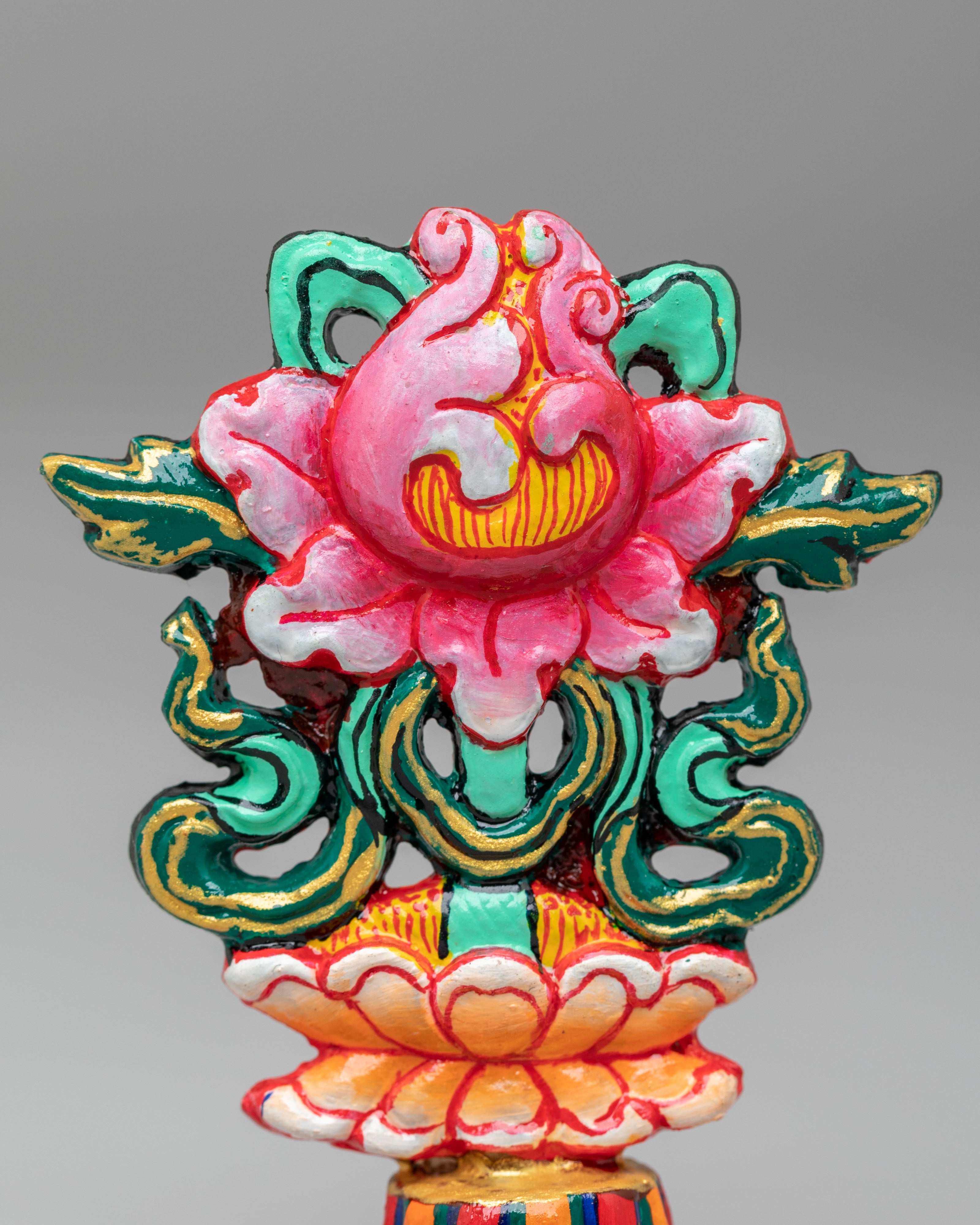 Ceremonial 8 Auspicious Symbols Sculpture | Gold & Acrylic Color