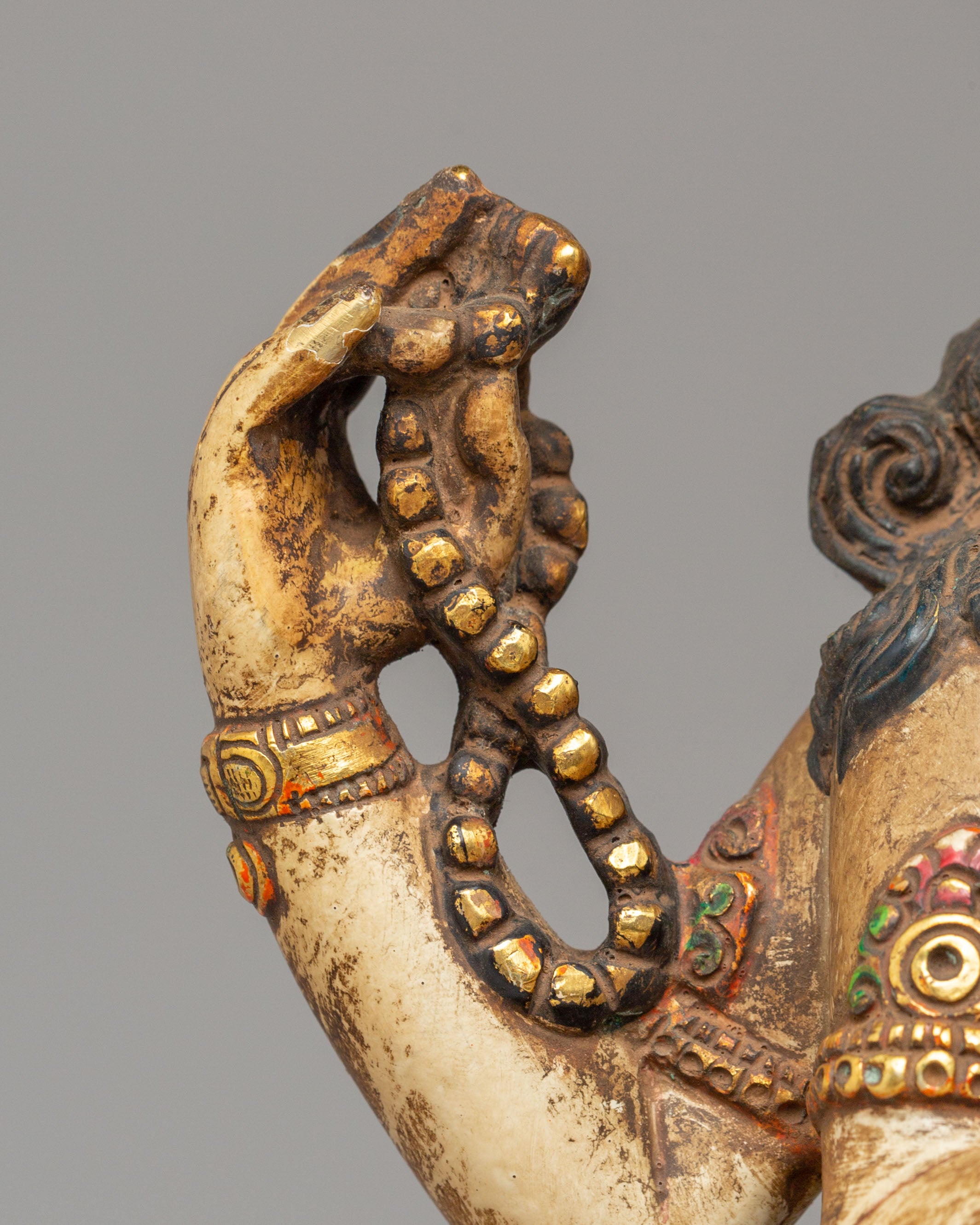 Sacred Chenrezig Sculpture | Statue for Meditation & Rituals