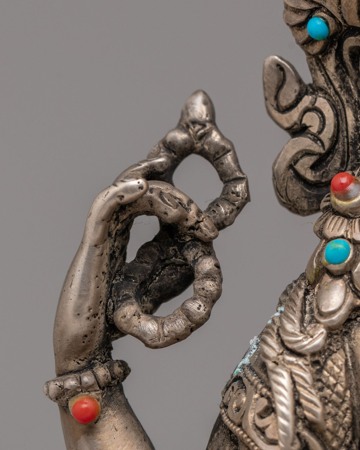 Sacred Saraswati Statue | Hindu Goddess of Knowledge
