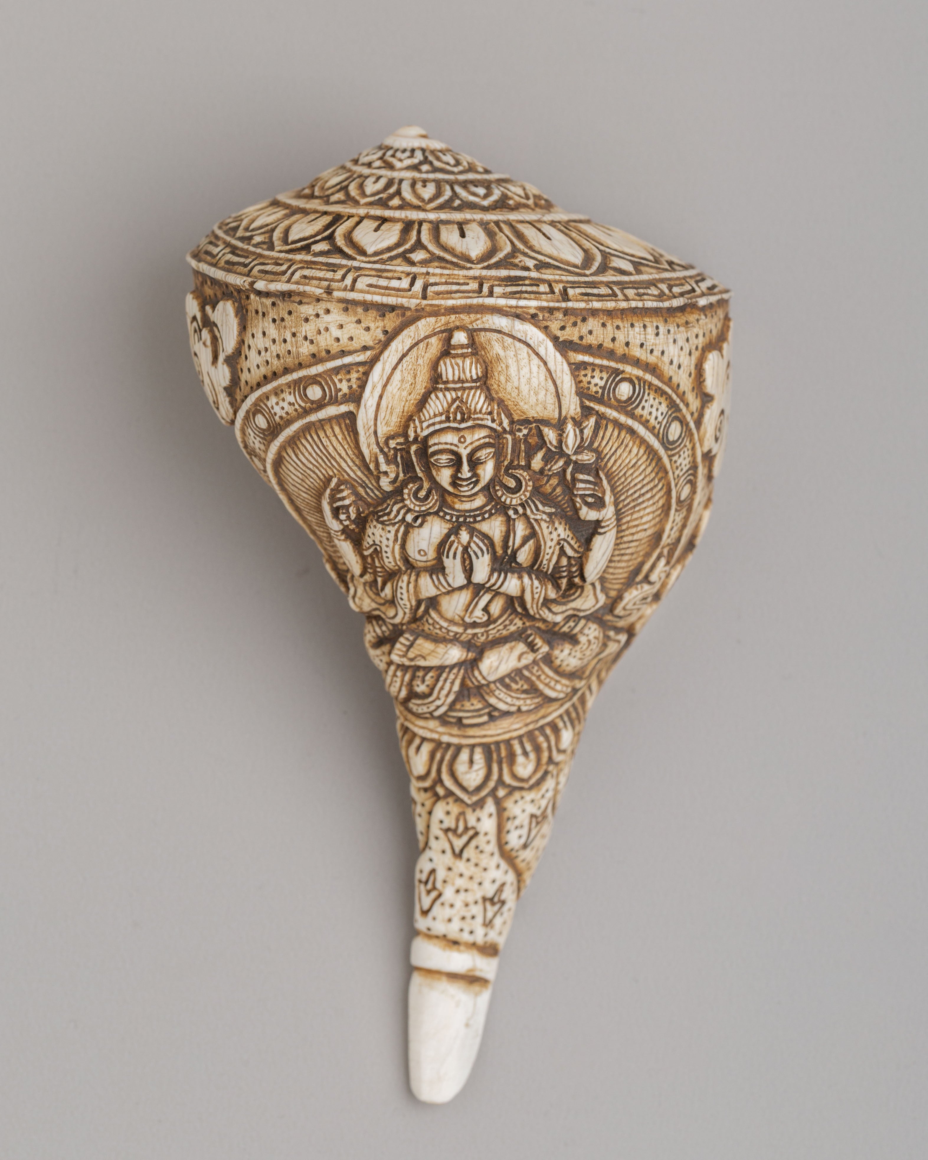 Handmade Conch With Deity Design | Unique Tibetan Artifact