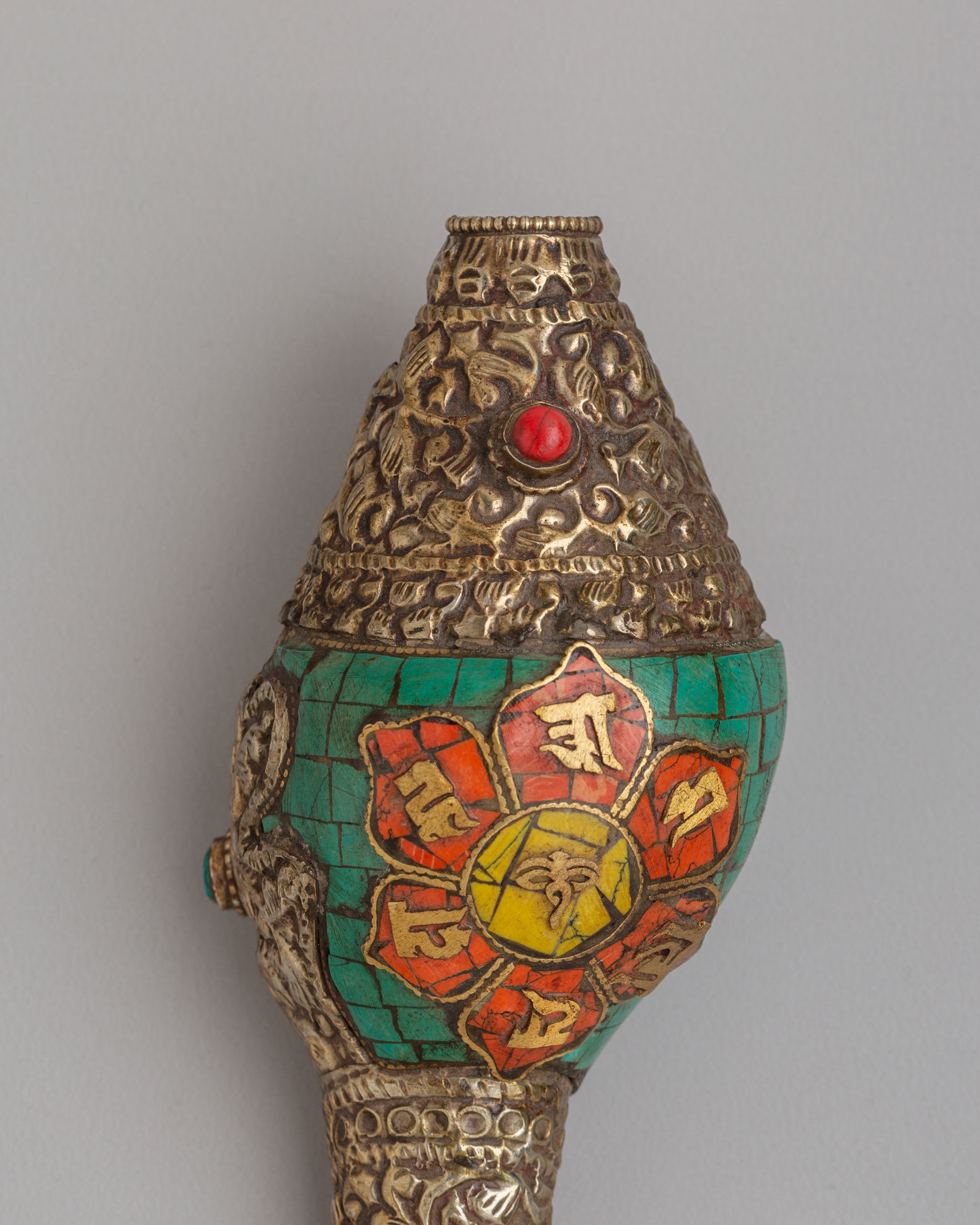 Handmade Conch for Buddhist Rituals | Tibetan Ritual Artifact