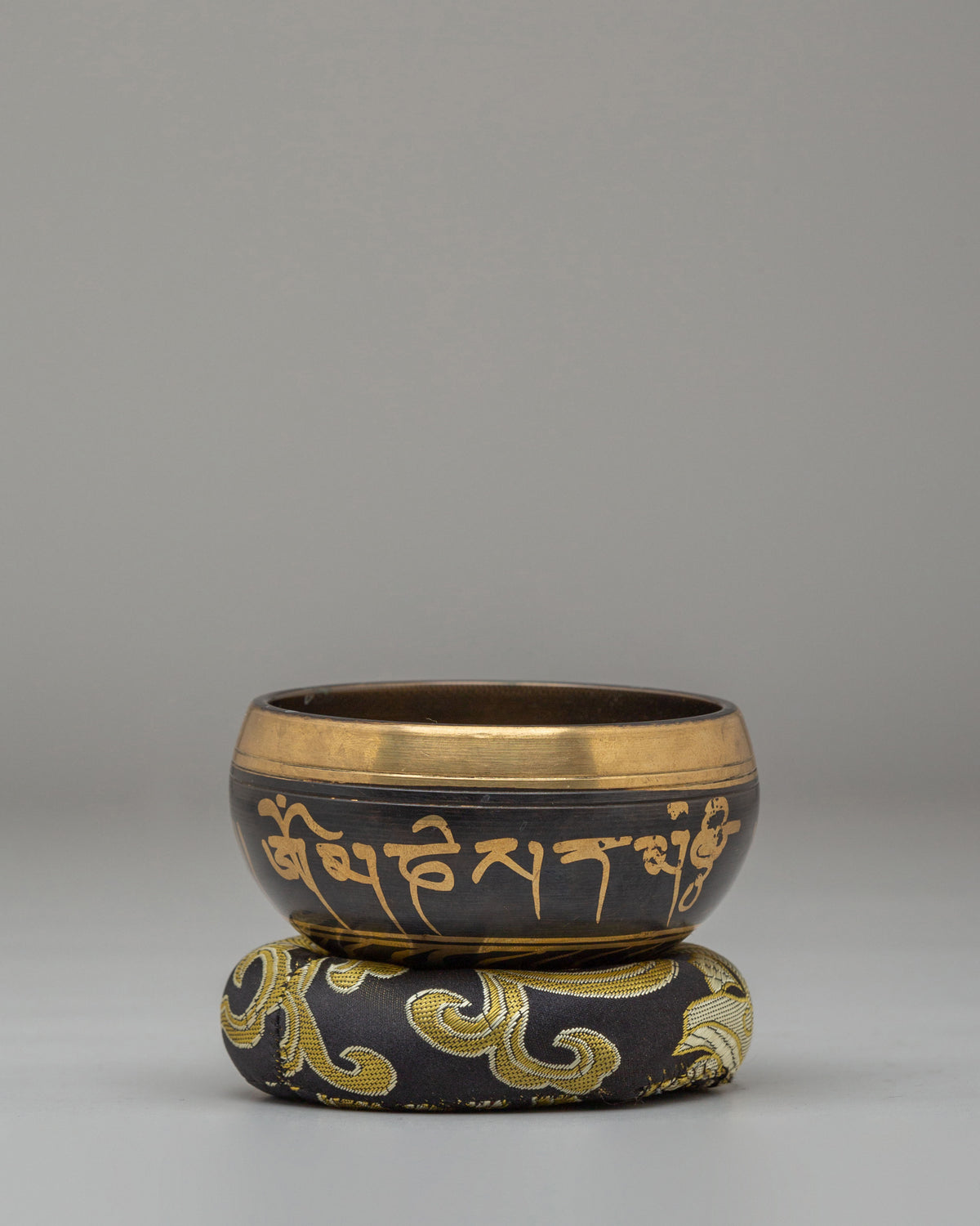 Spiritual Meditation Singing Bowl | Bronze Tibetan Mantra Sound Bowl