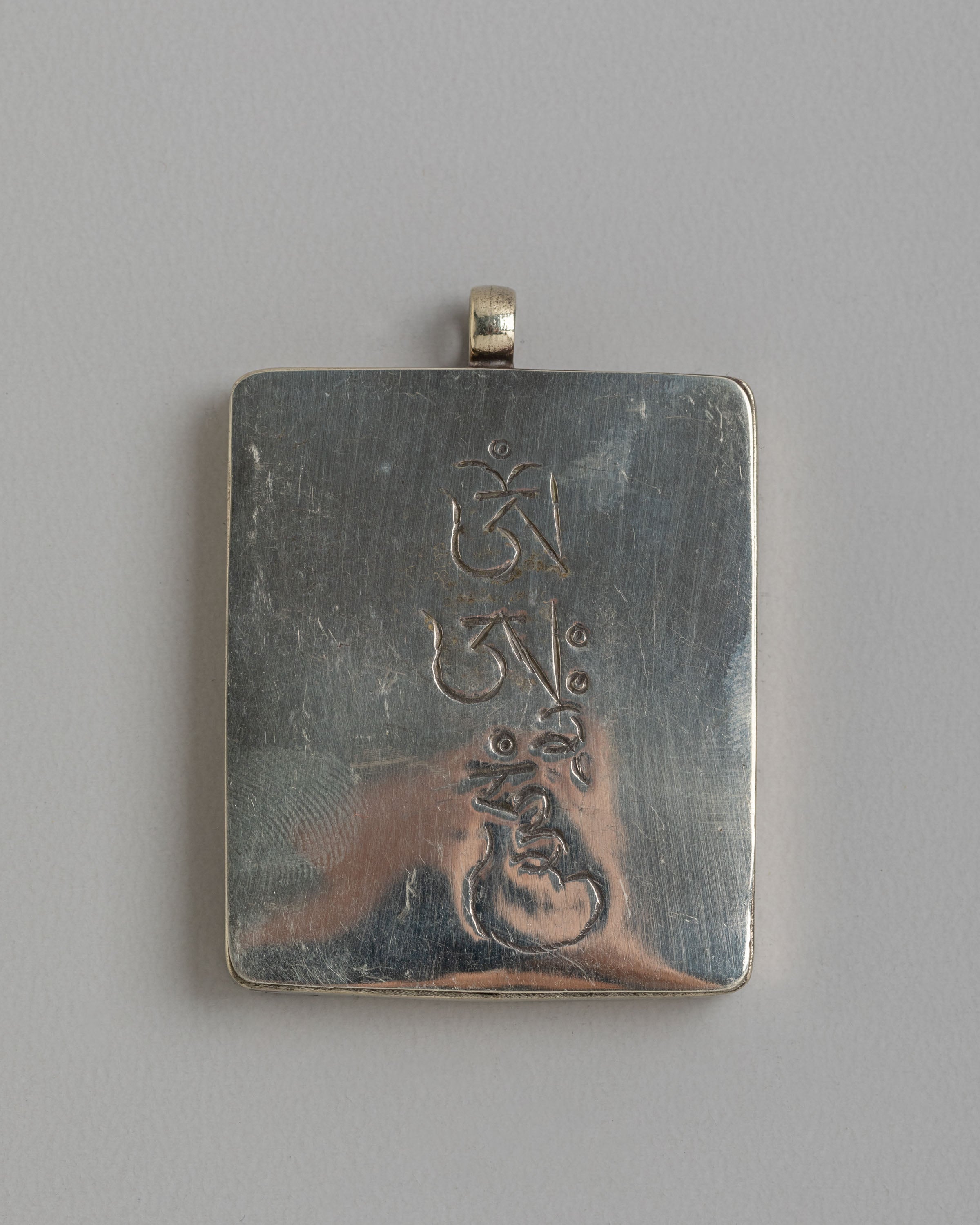 1000 Armed Dukar Locket | White Umbrella Goddess Locket