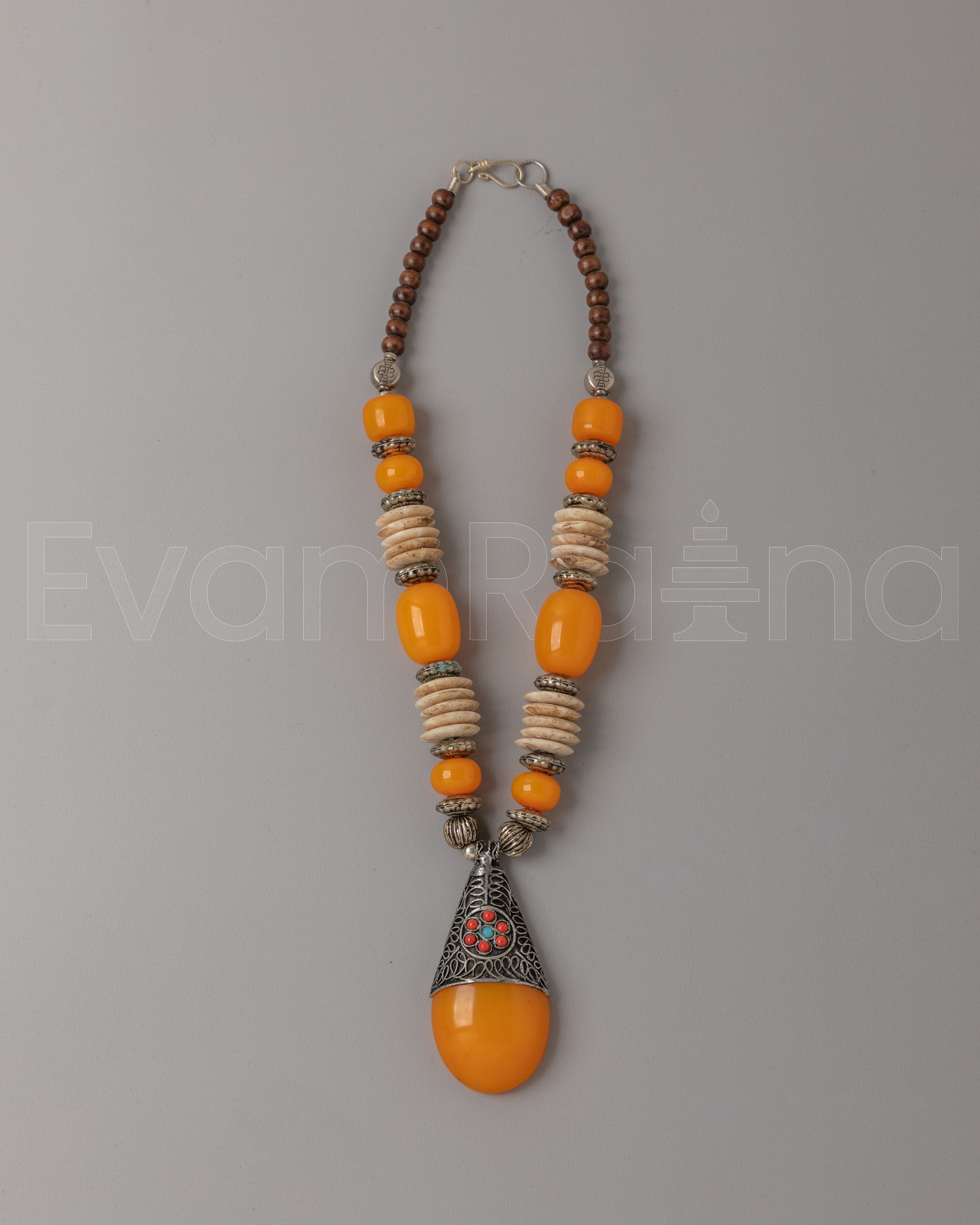 Himalayan Pendant Necklace 