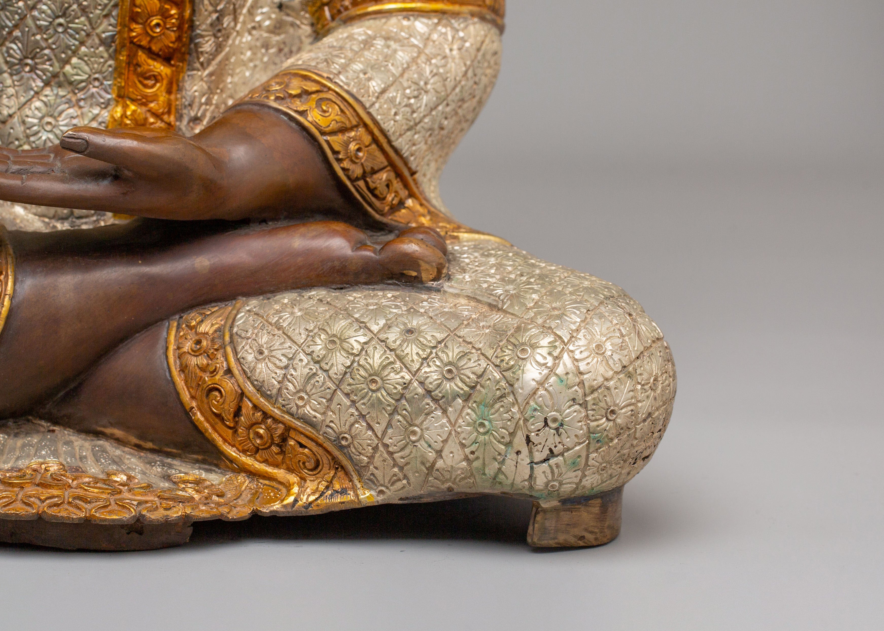 Shakyamuni Buddha Enlightenment Figure | Traditional Tibetan Buddhist Artwork