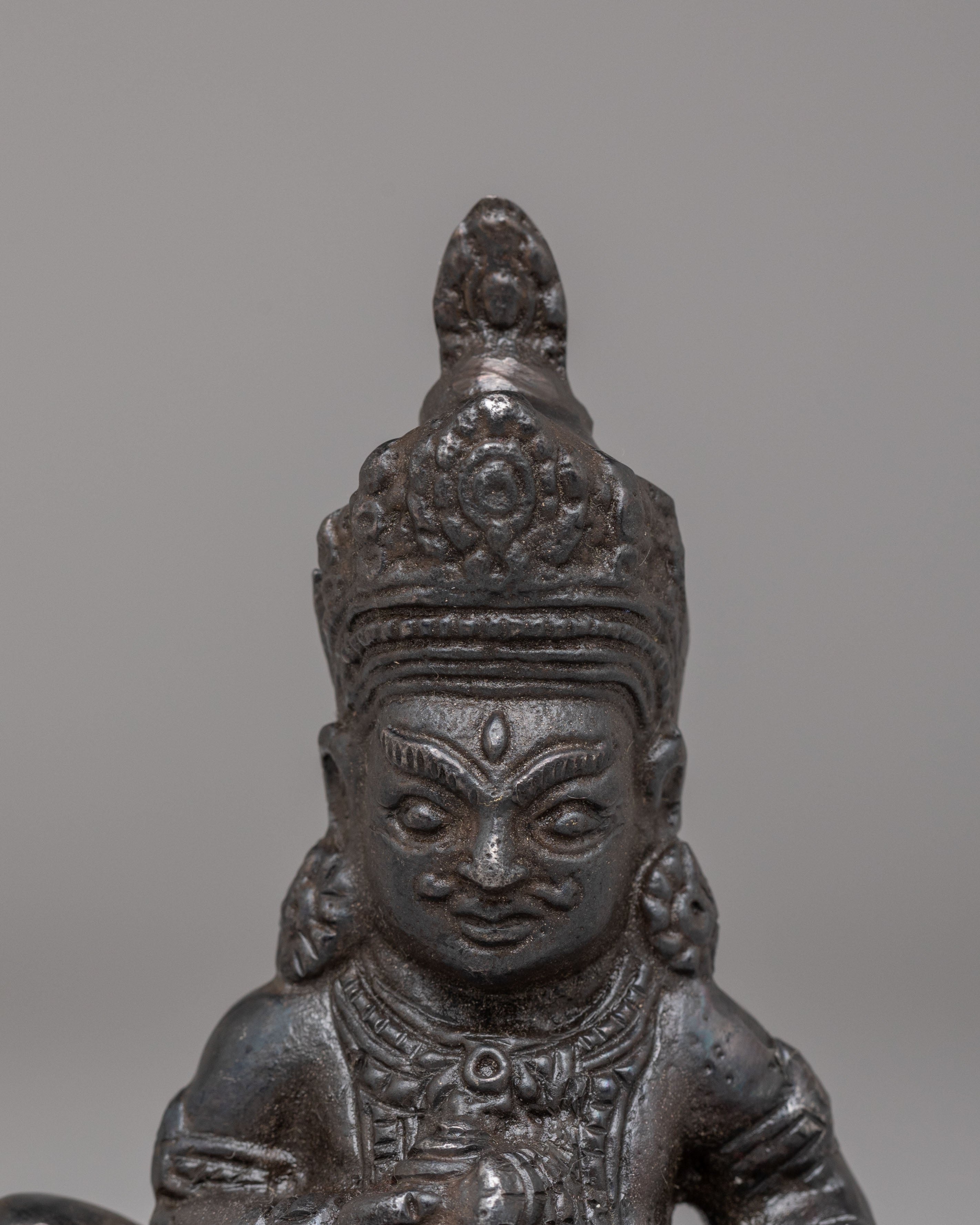 Dzambhala Prosperity God Statue | Symbol of Wealth and Abundance