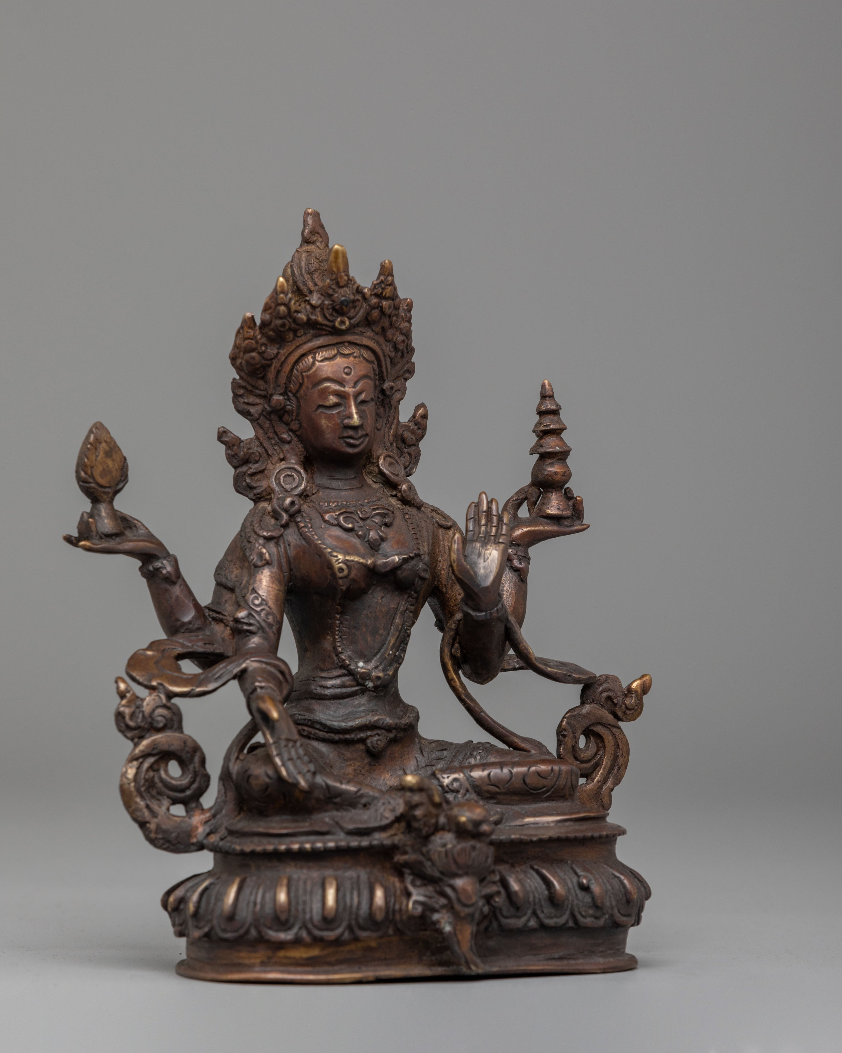 Sacred Wealth Deity Laxmi Statue | Traditional Hindu Artwork for Abundance