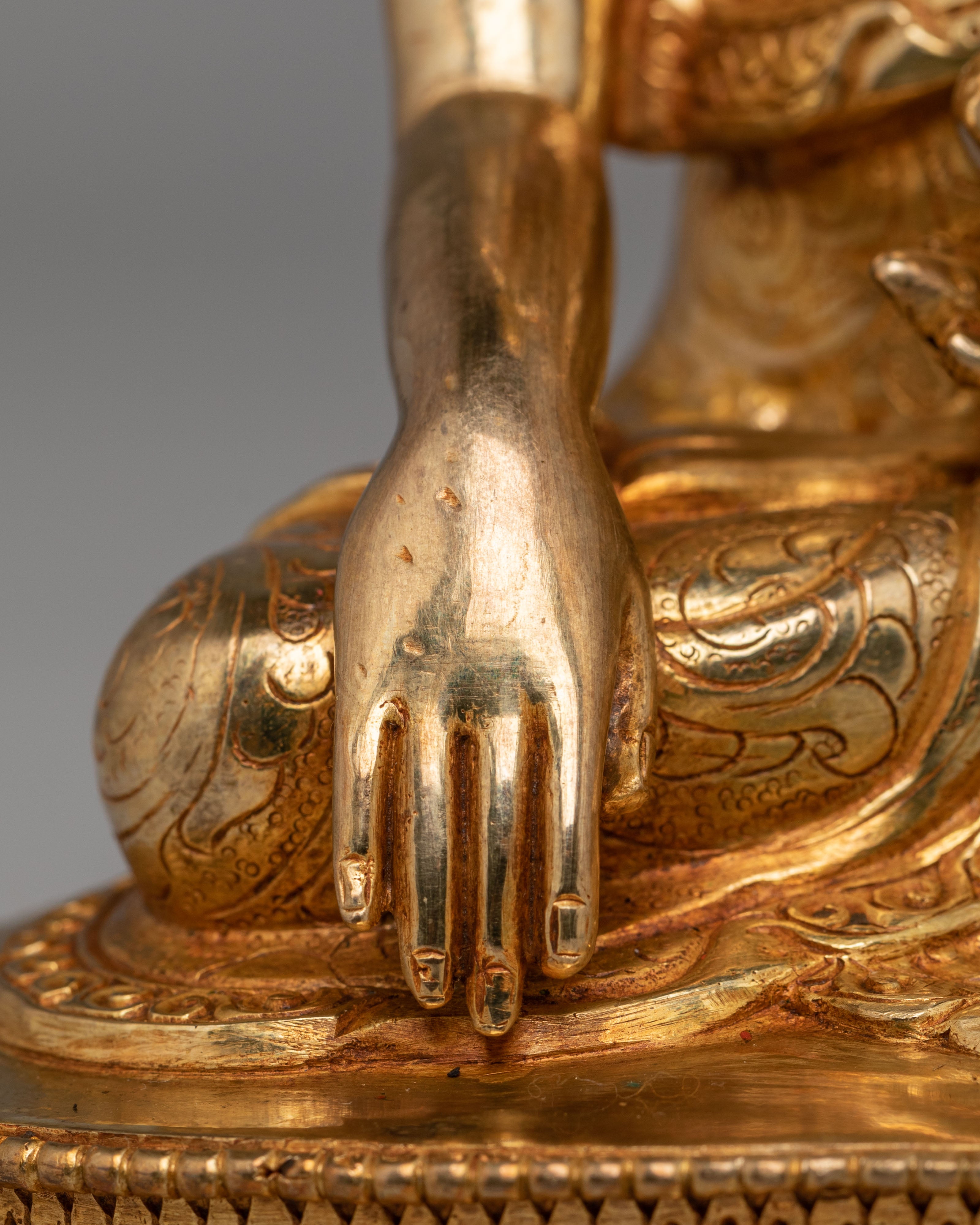 24K Gold Shakyamuni Buddha Statue | Spiritual Home Decor