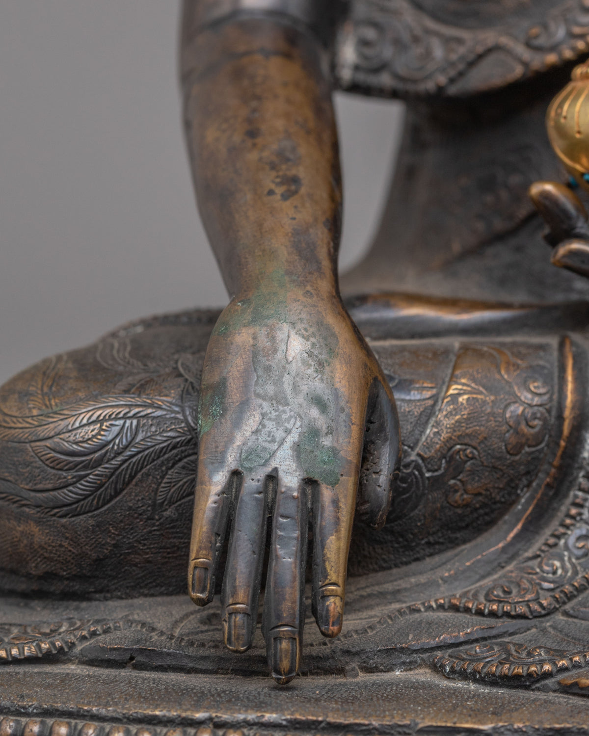 Traditional Himalayan Shakyamuni Buddha Figure | Artwork for Spiritual Decor