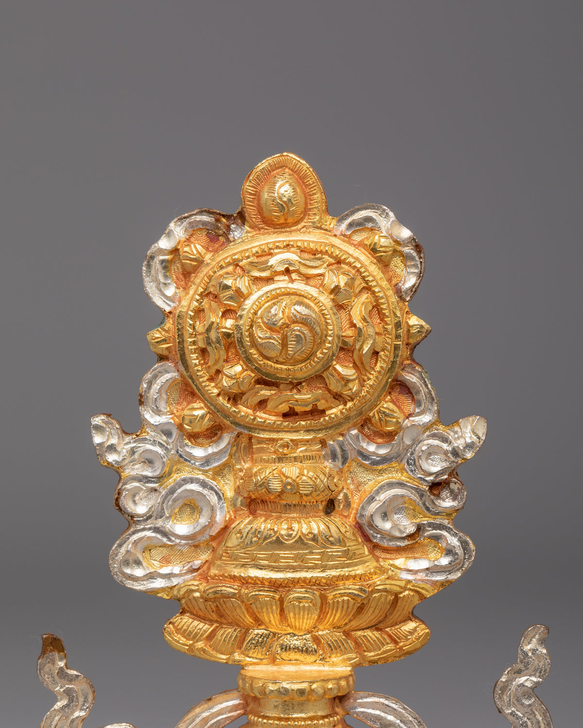 Sacred Altar Auspicious Symbols | Spiritual Significance in Buddhism