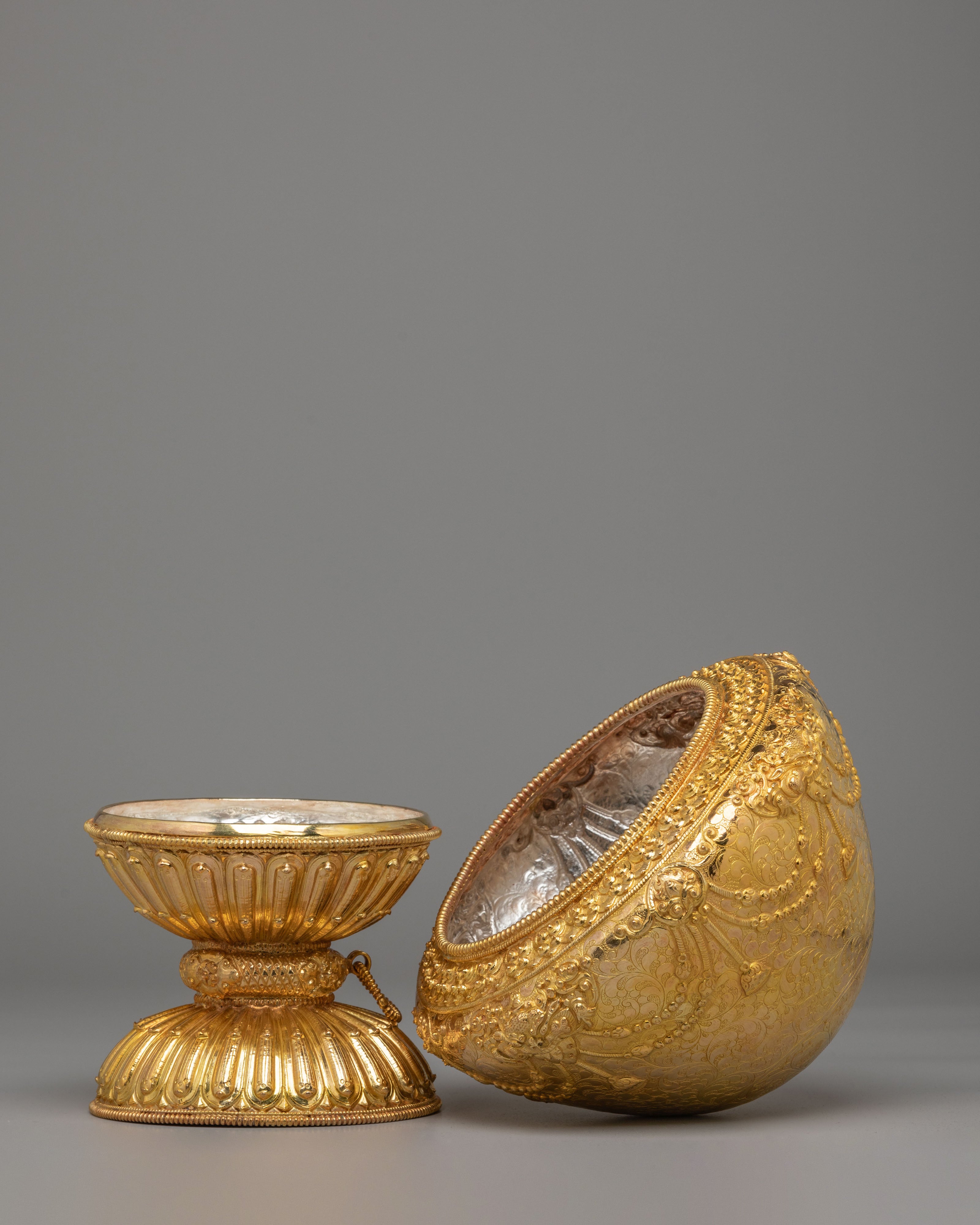 Handcrafted Himalayan Golpa With Stand | Spiritual Decorative Art