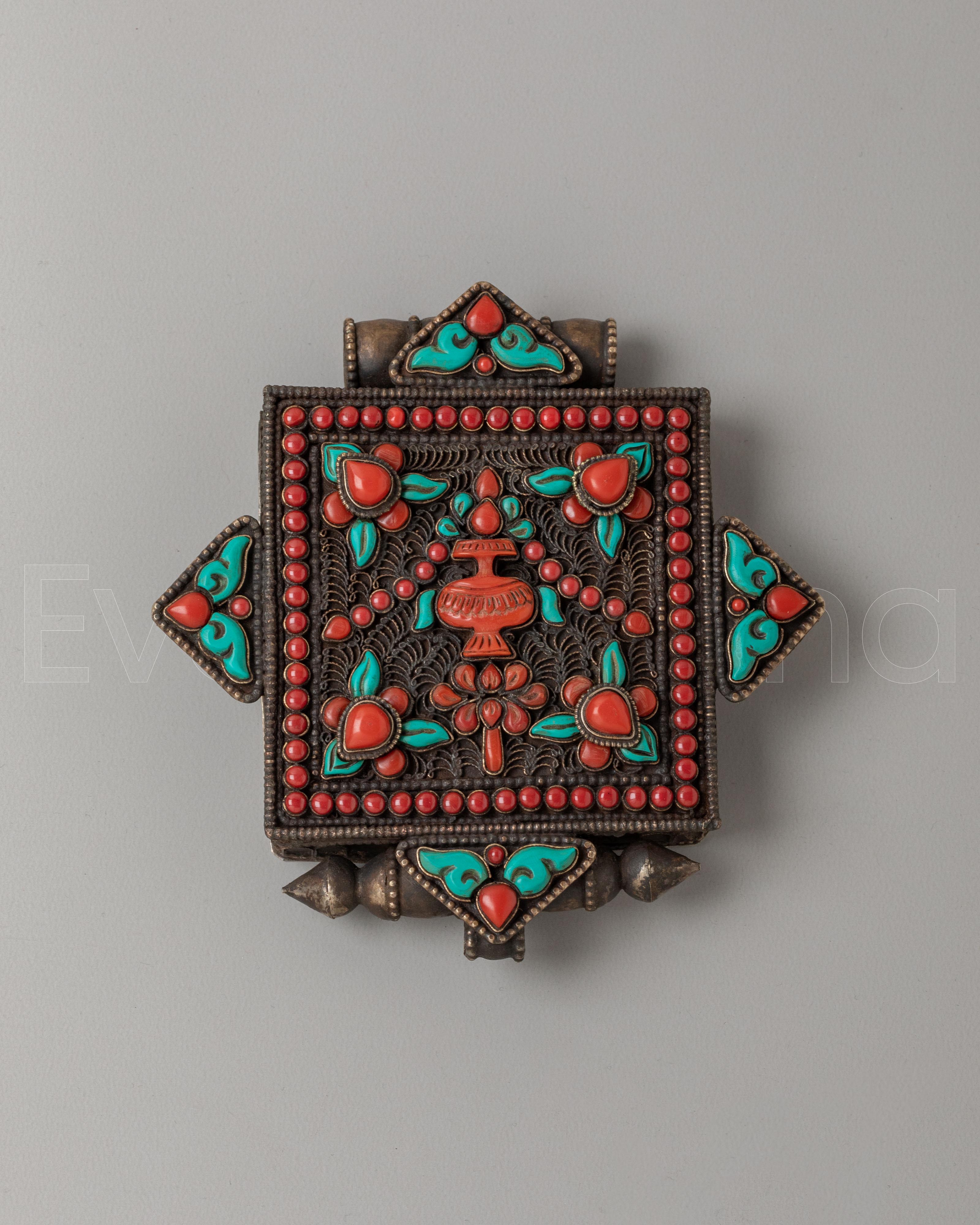 Buddhist Ghau Amulet Locket 