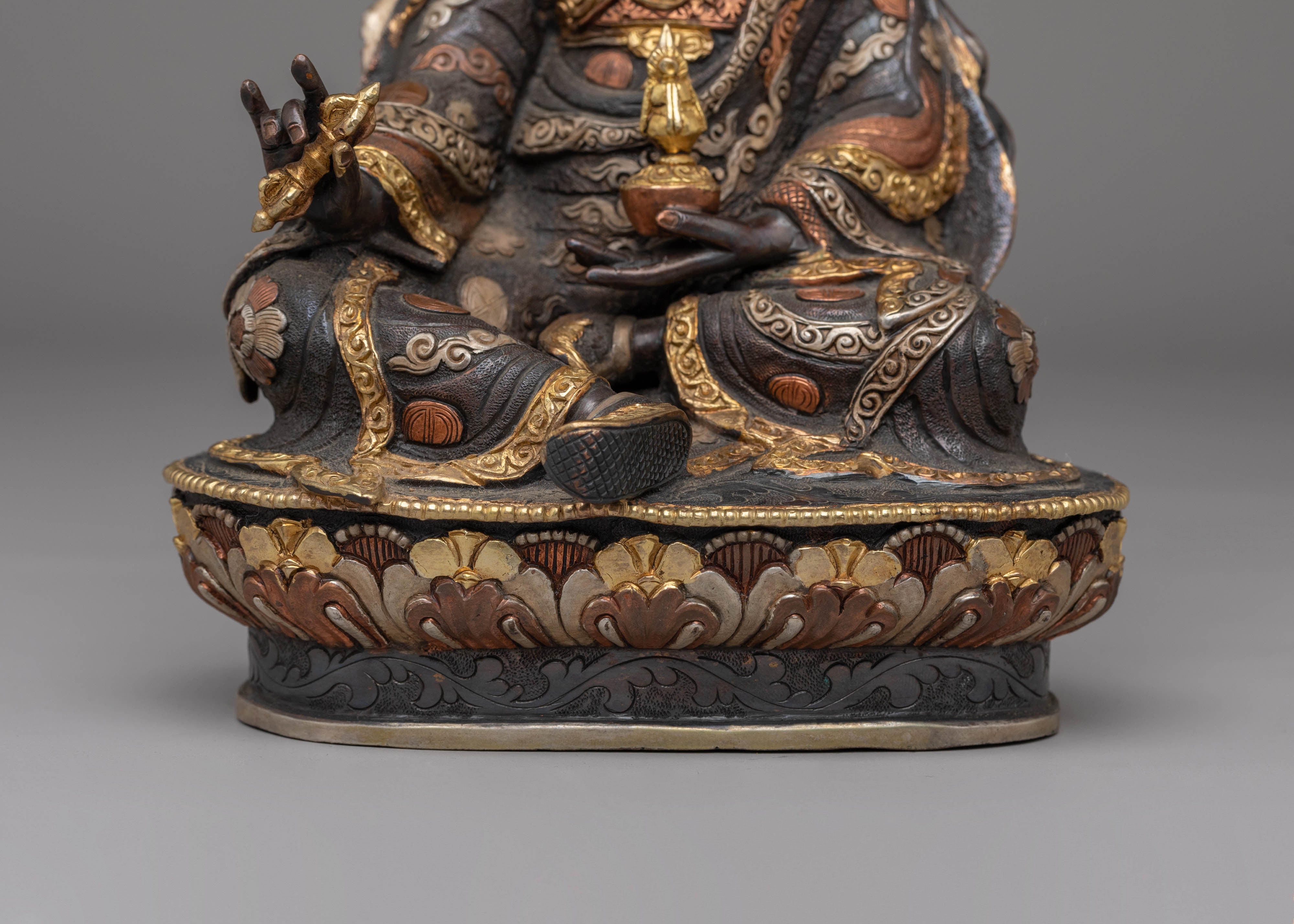 Guru Rinpoche Copper Handmade Sculpture | Tibetan Guru Rinpoche Statue