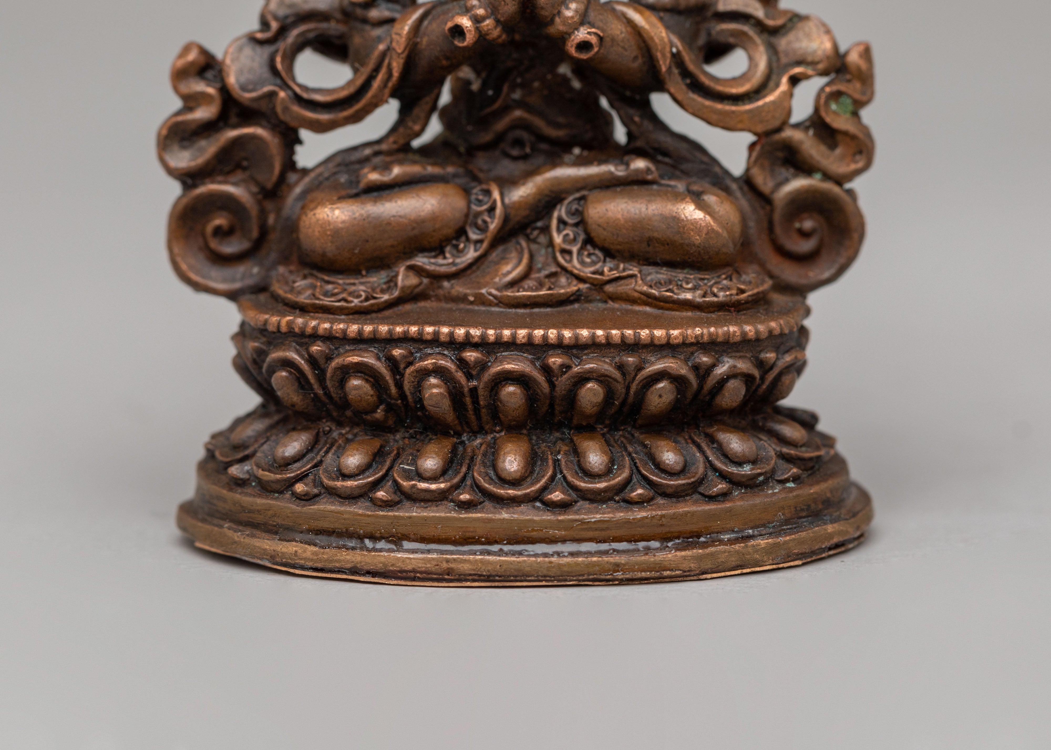 Spiritual Chenrezig Sculpture | Perfect for Meditation & Altar Spaces