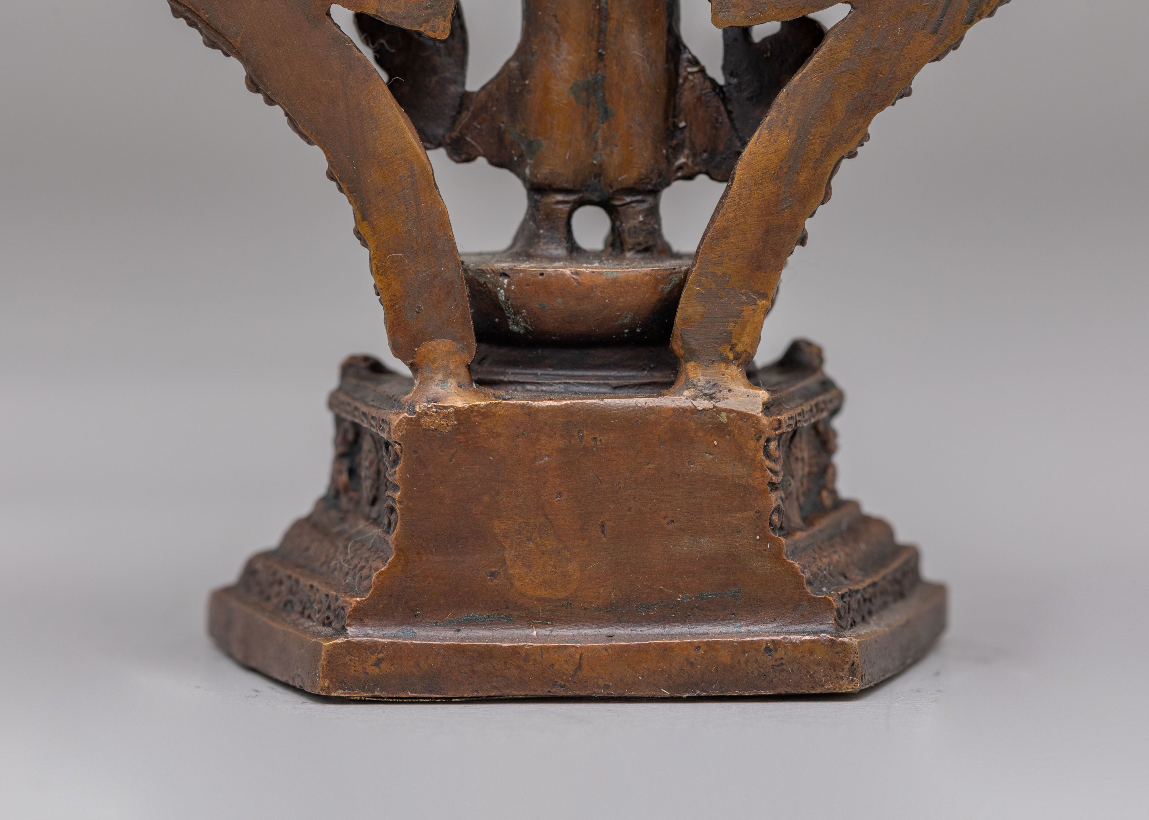 Handmade 1000-Armed Chenrezig Statue | Tibetan Avalokiteshvara Bodhisattva Sculpture