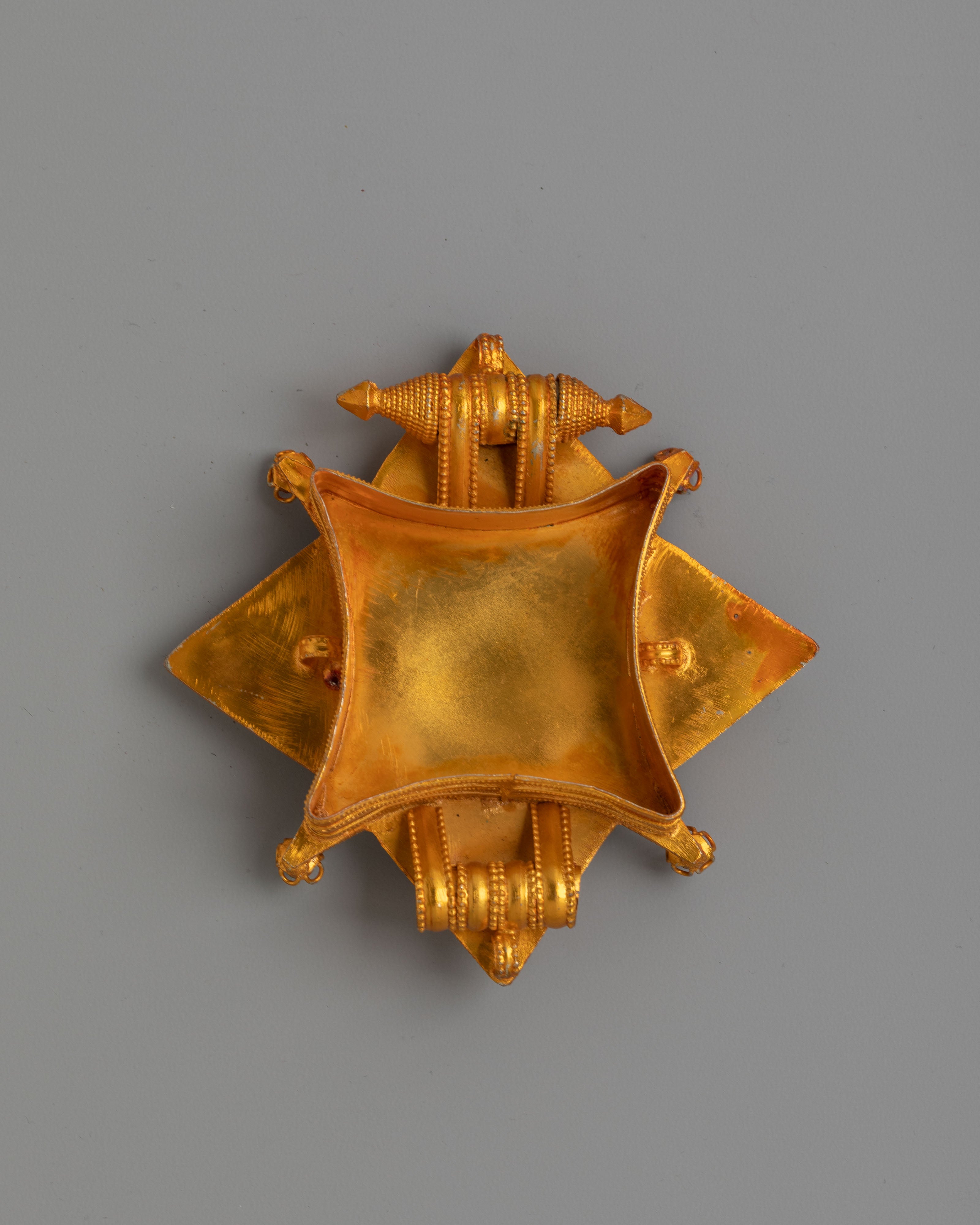 Sacred Himalayan Ghau Box Locket | A Symbol of Spiritual Protection