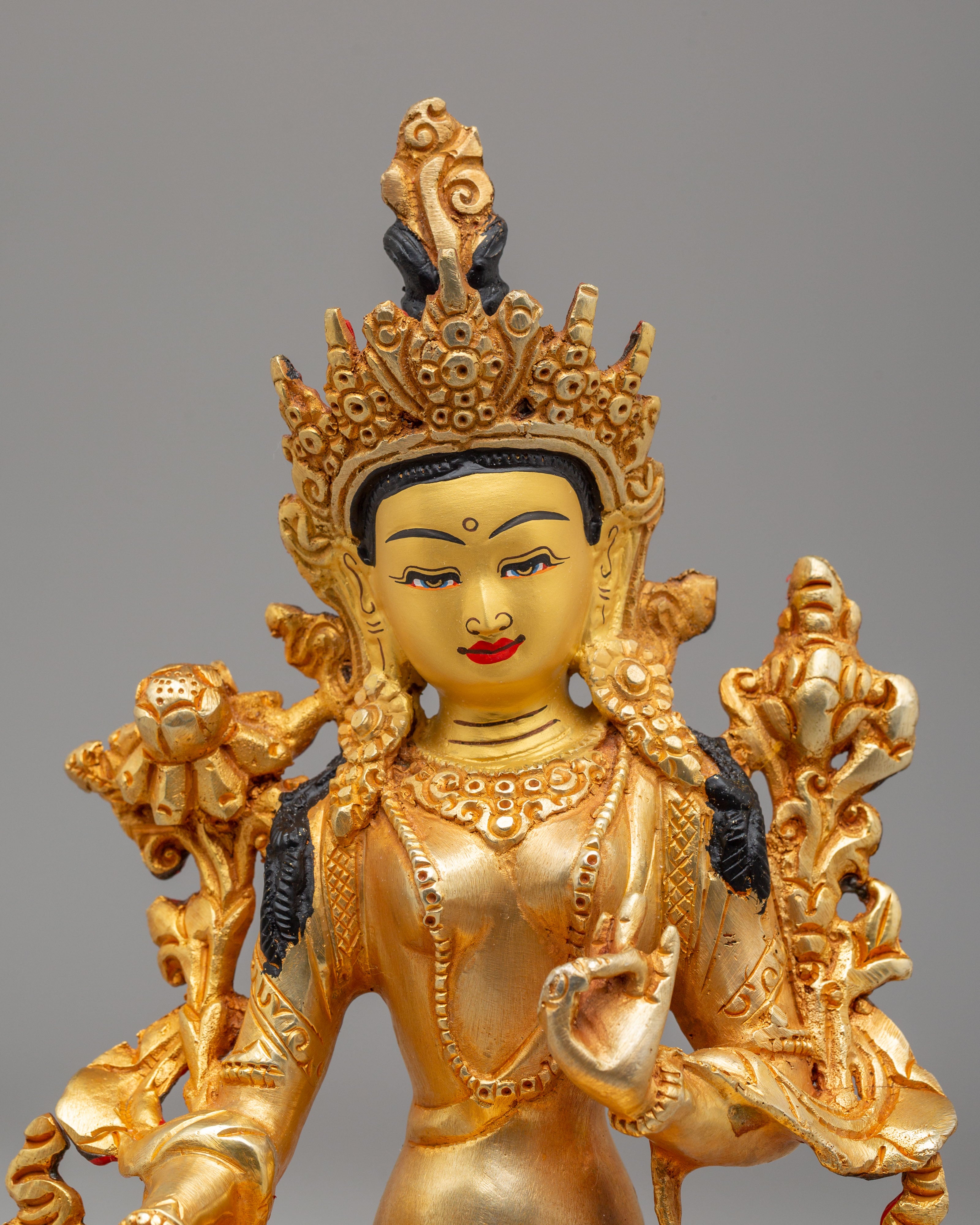 Shyama Tara Deity Statue | Traditional Himalayan Artwork