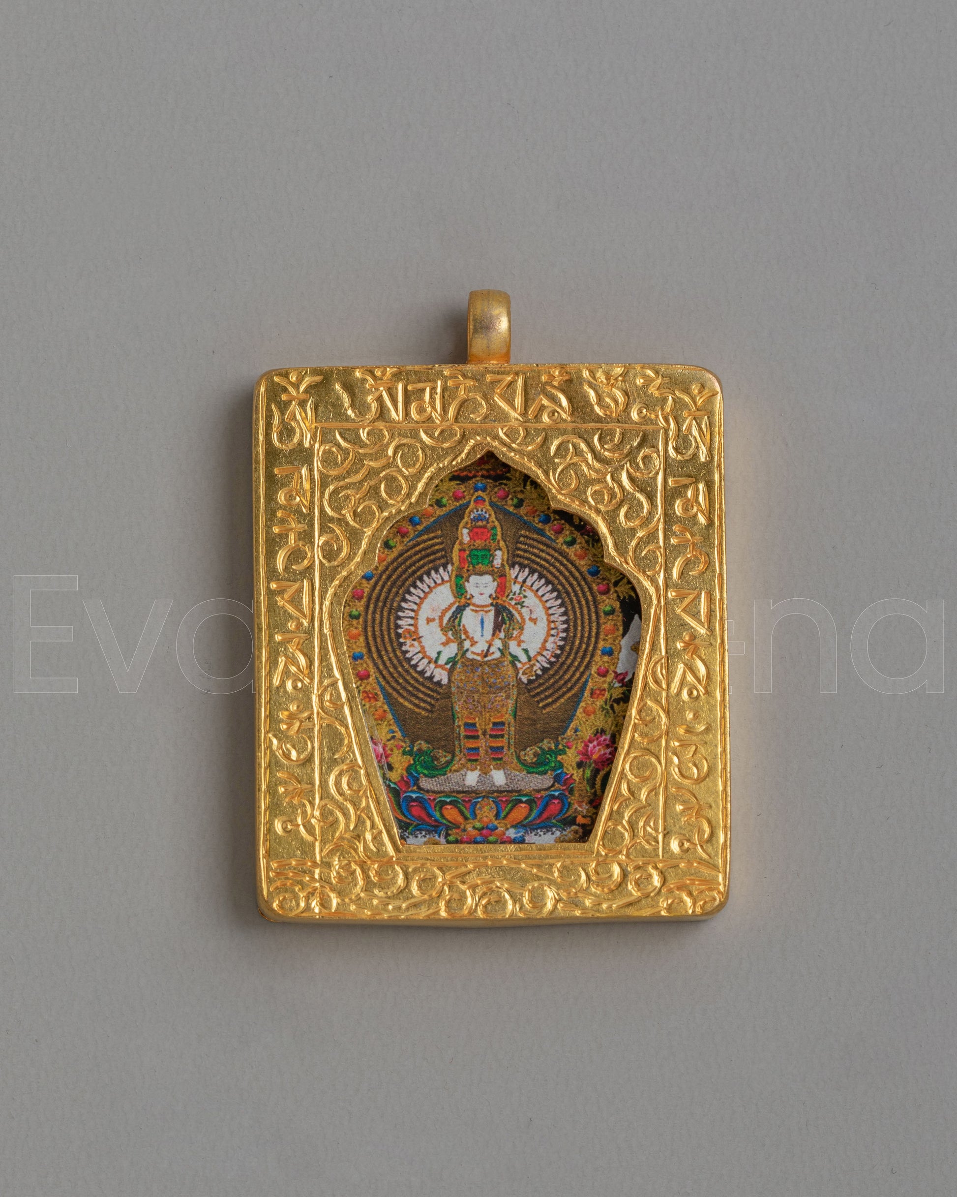 1000-armed-Chenrezig-Locket 