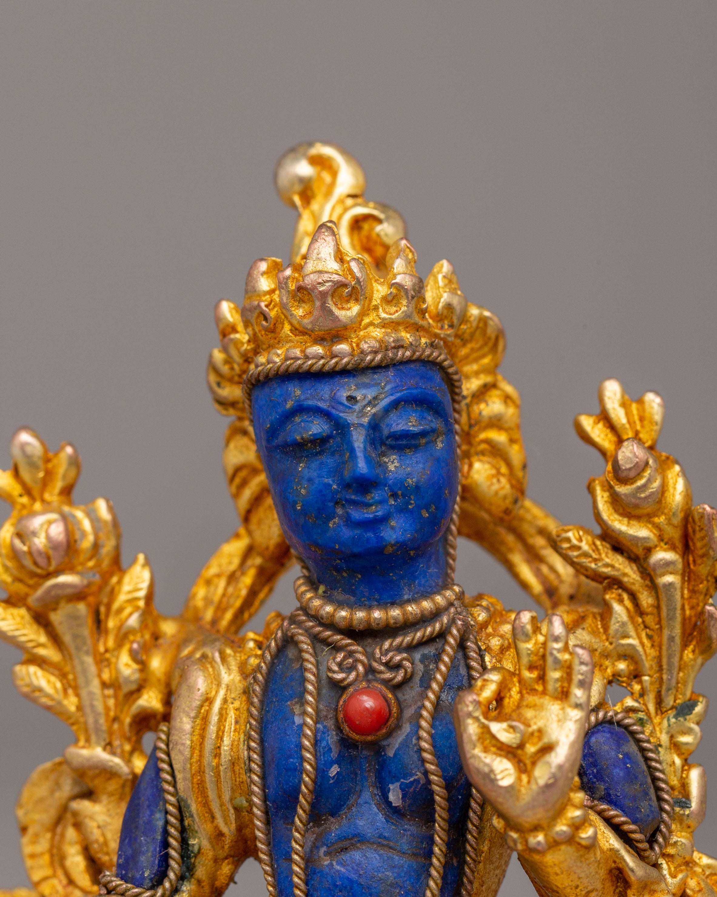 Sacred Simhanada Statue | Lion's Roar Symbol