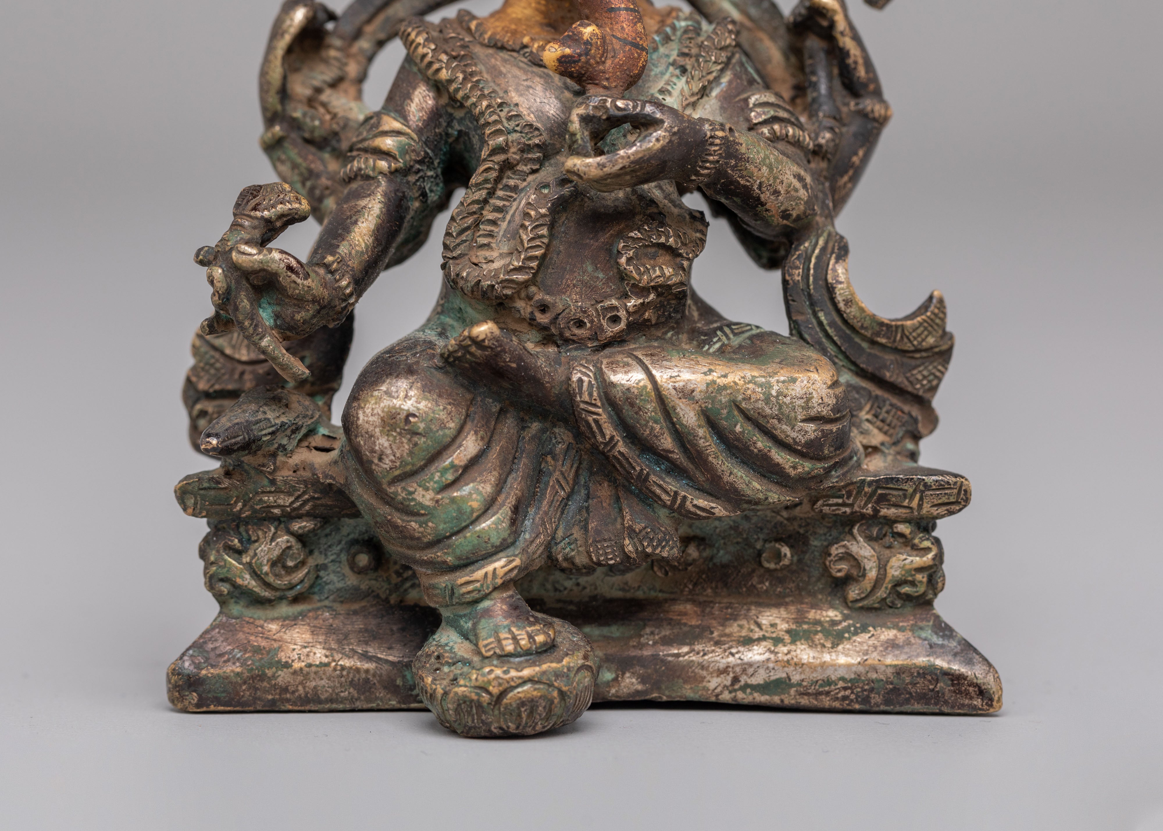 Himalayan Lord Ganesha Sculpture | Antique Finish Copper Statue