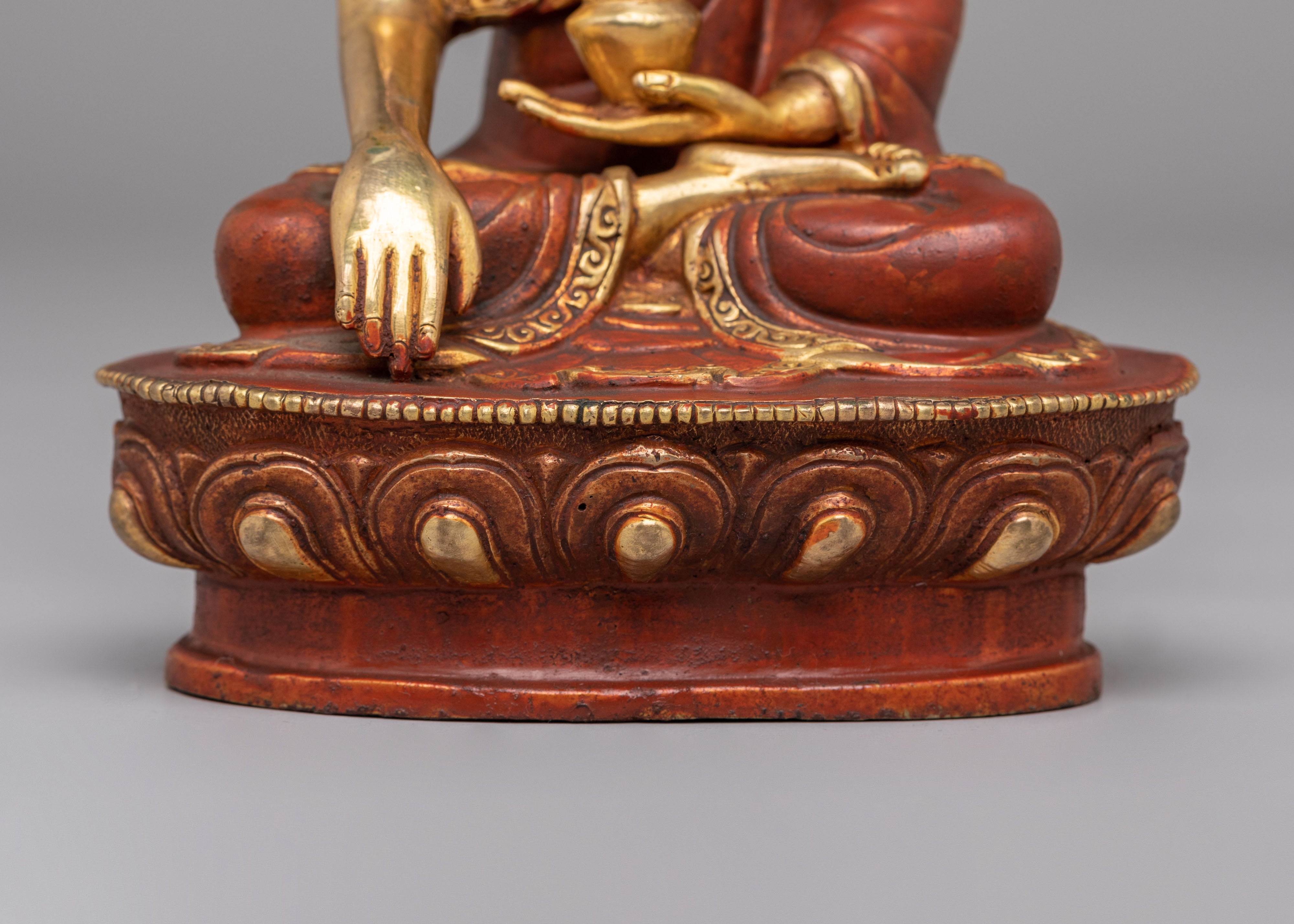 Himalayan Jigten Sumgon Statue | Drikung Kagyu Master