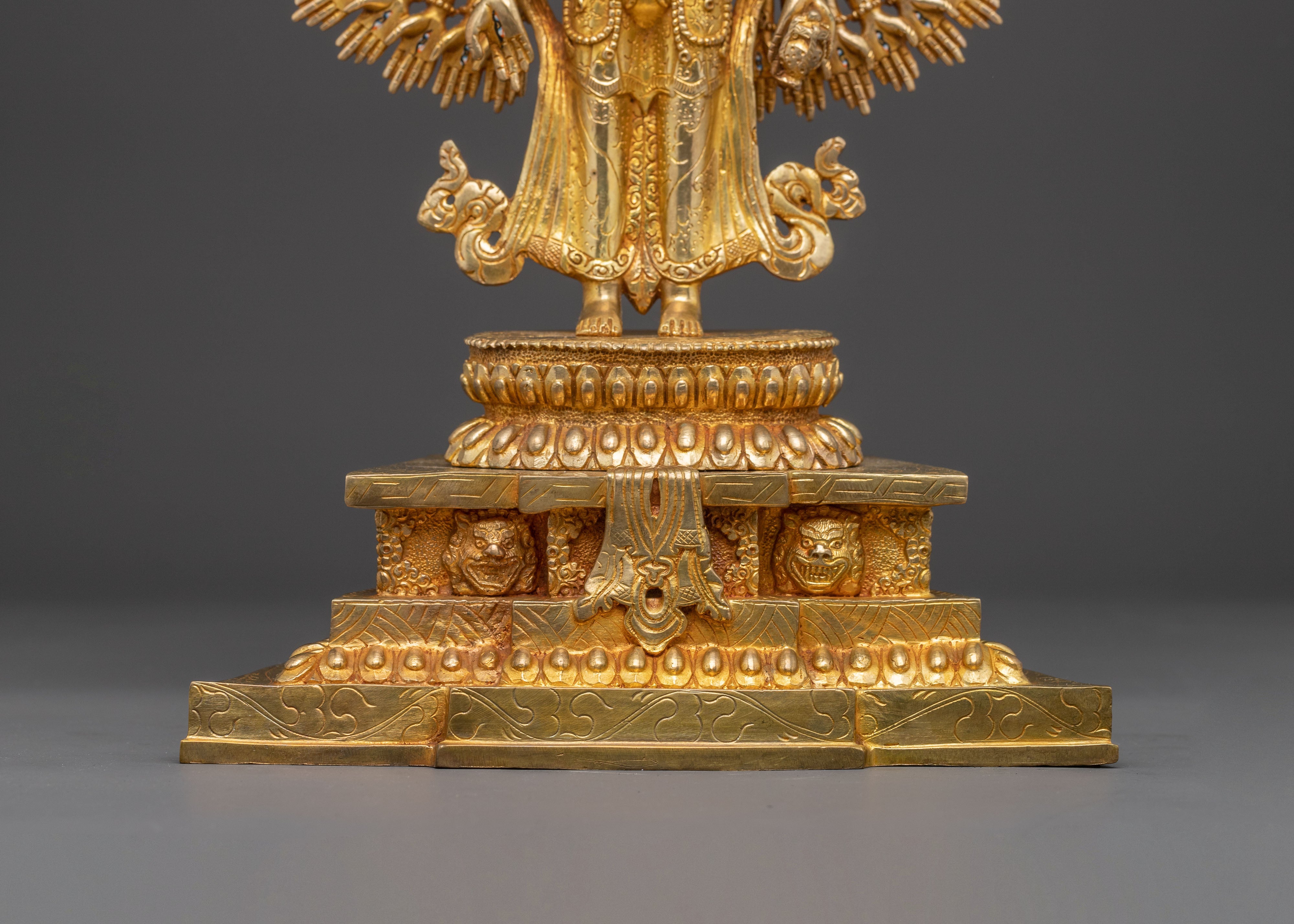 1000-Armed Avalokiteshvara Statue | Tibetan Artwork