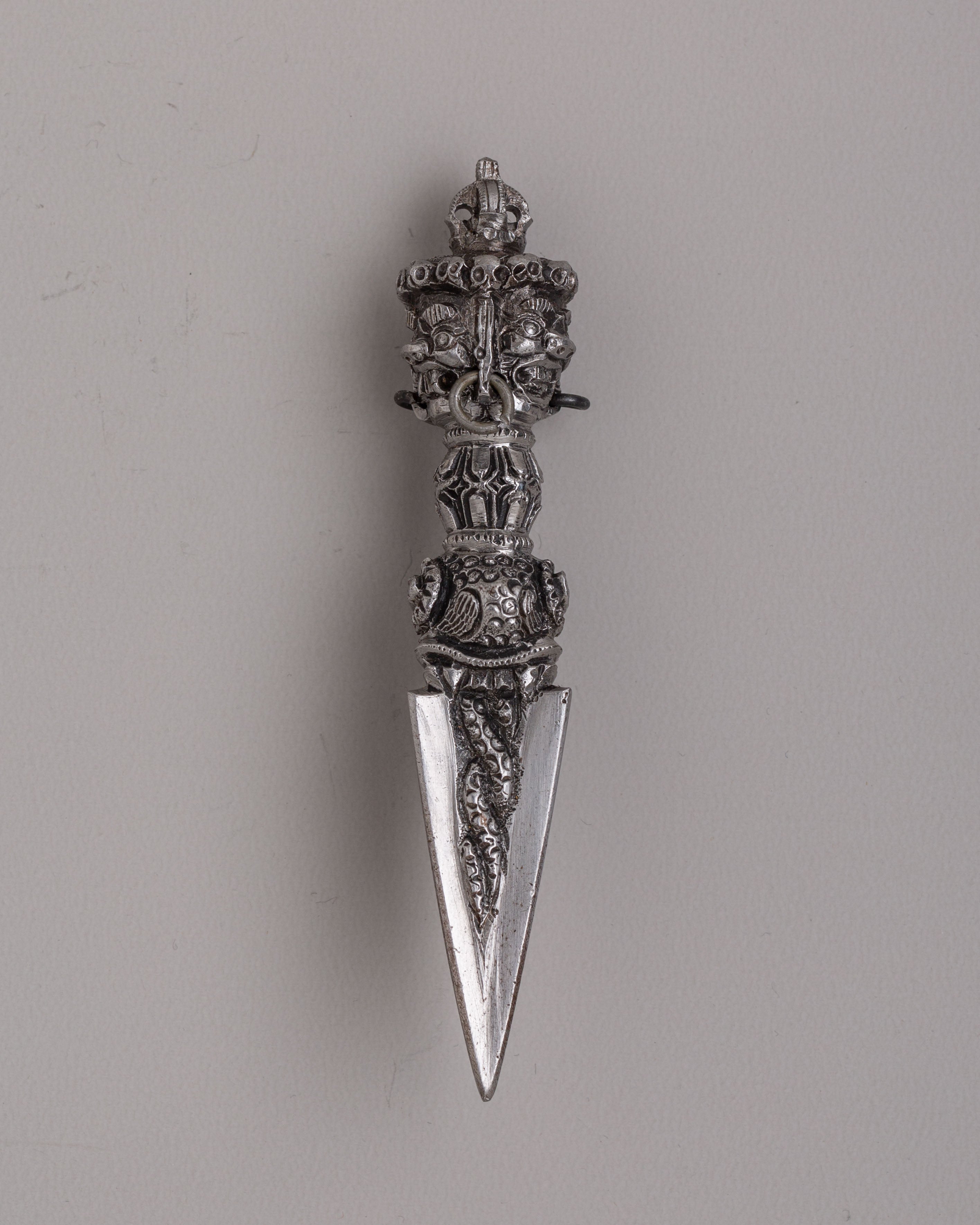 Tantric Buddhist Phurba Blade | Tibetan Vajrayana Ritual Tool