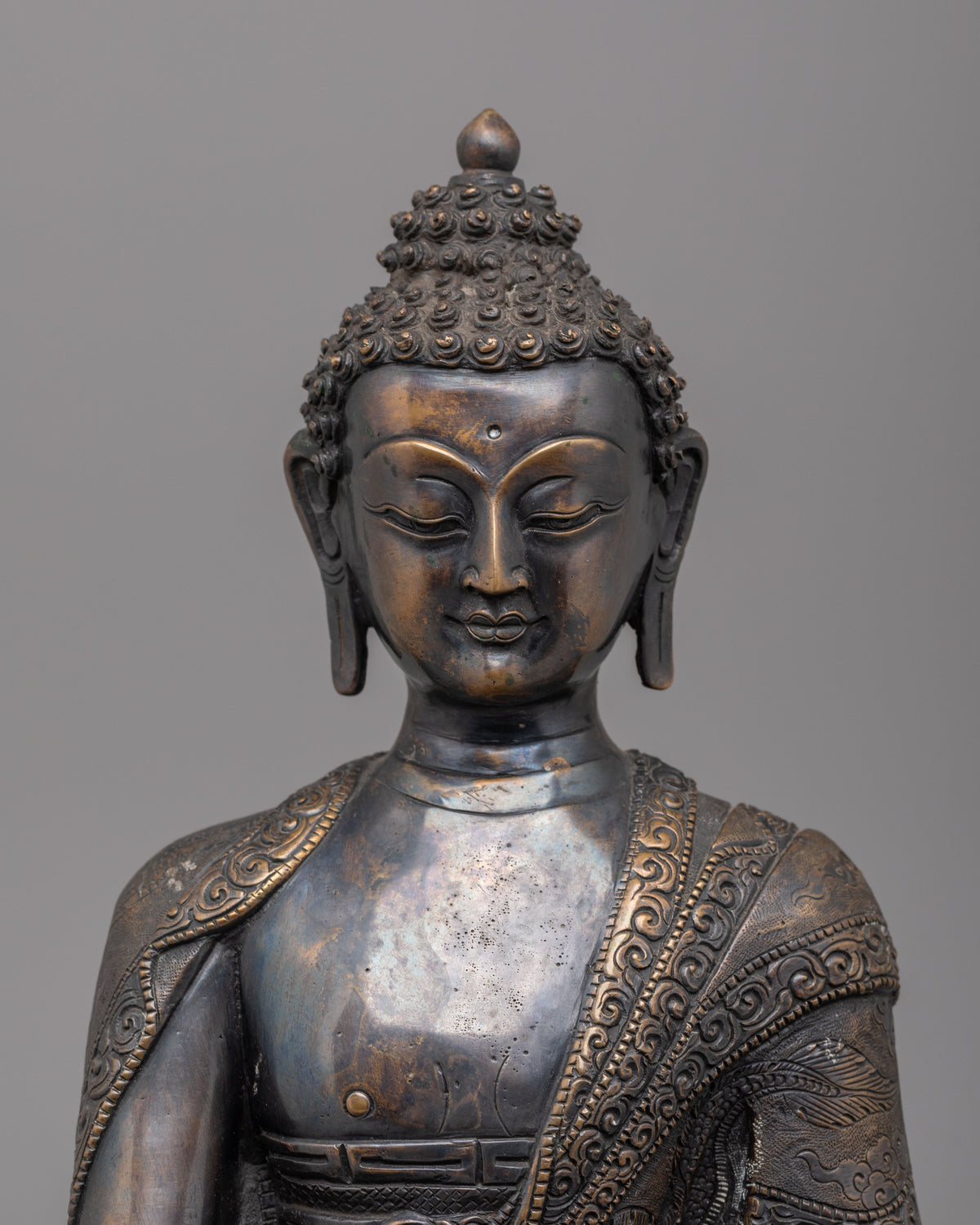 Traditional Himalayan Shakyamuni Buddha Figure | Artwork for Spiritual Decor