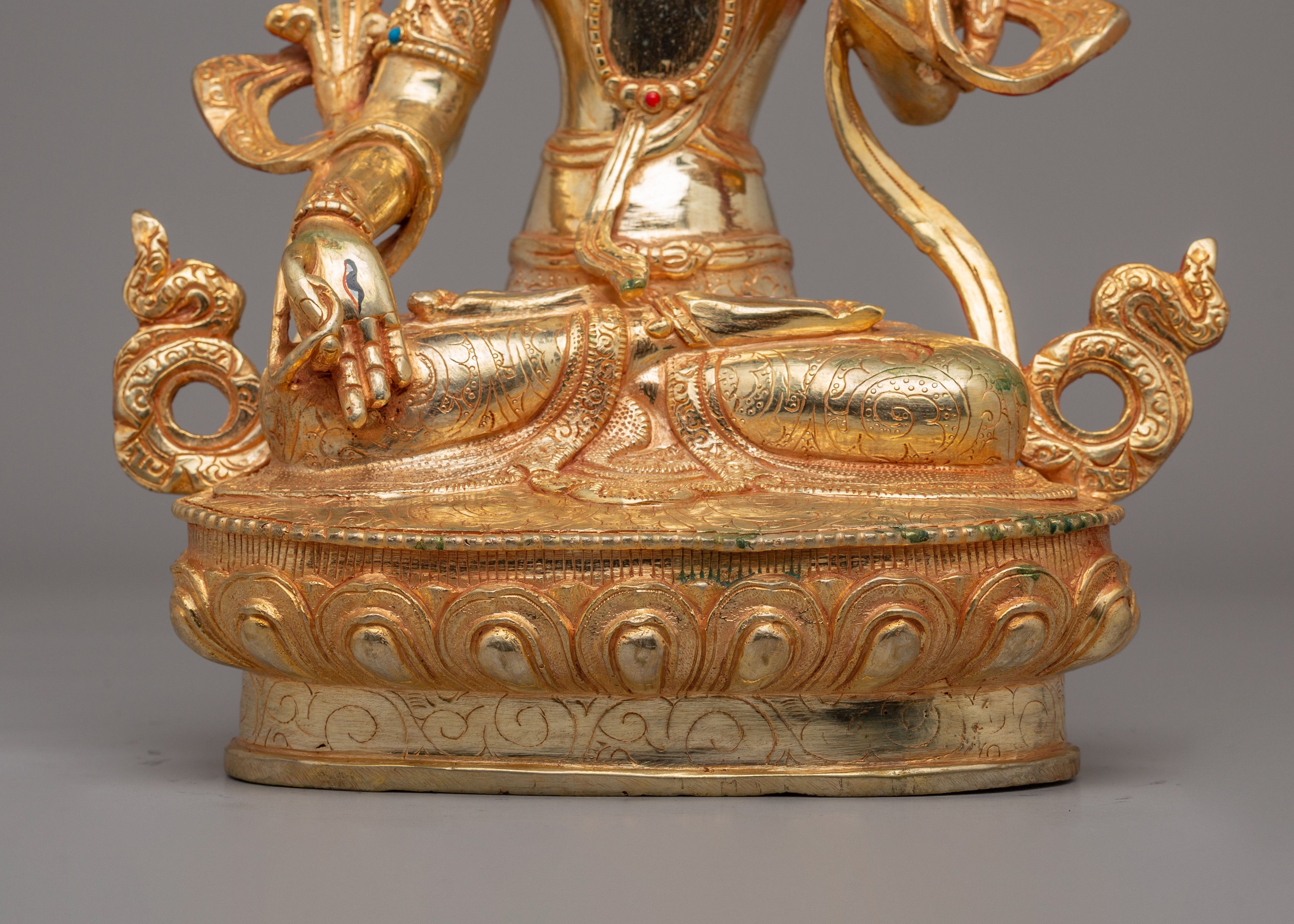 Traditional White Tara Sculpture | A Symbol of Healing and Compassion