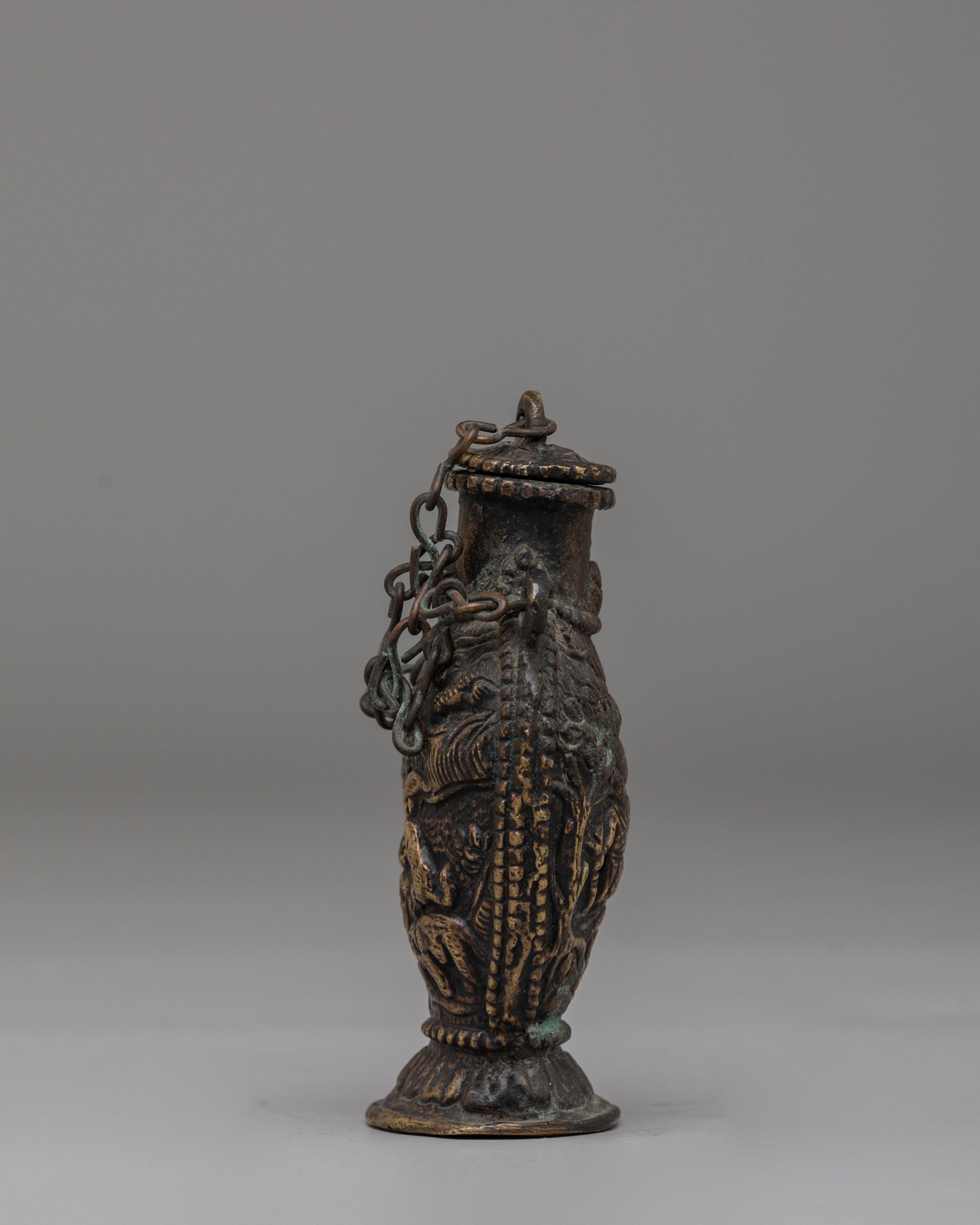 Buddhist Four Harmonious Friends Snuff Pot | Symbolizing Unity and Friendship
