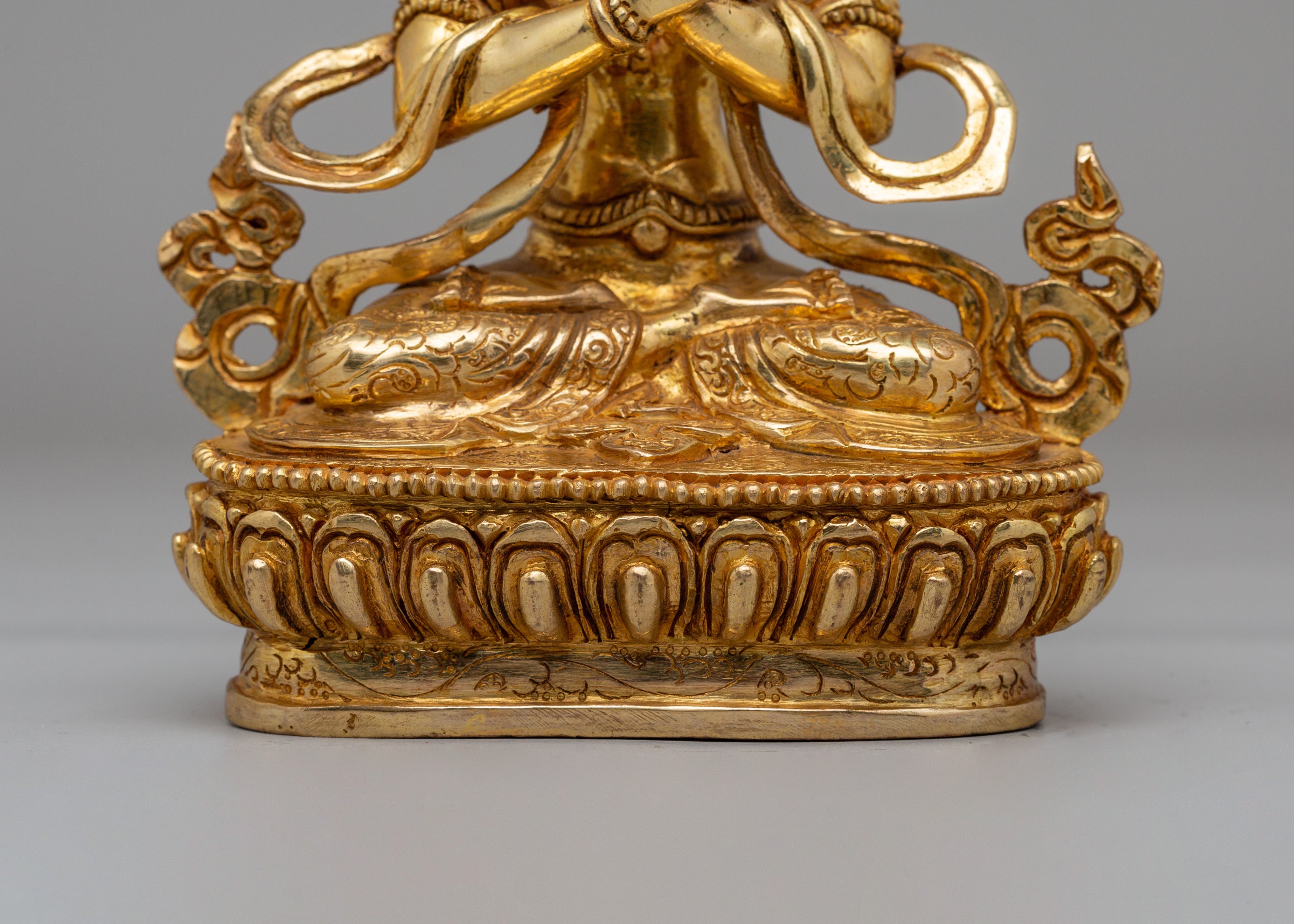 Traditional Vajradhara Statue | Symbol of Spiritual Enlightenment