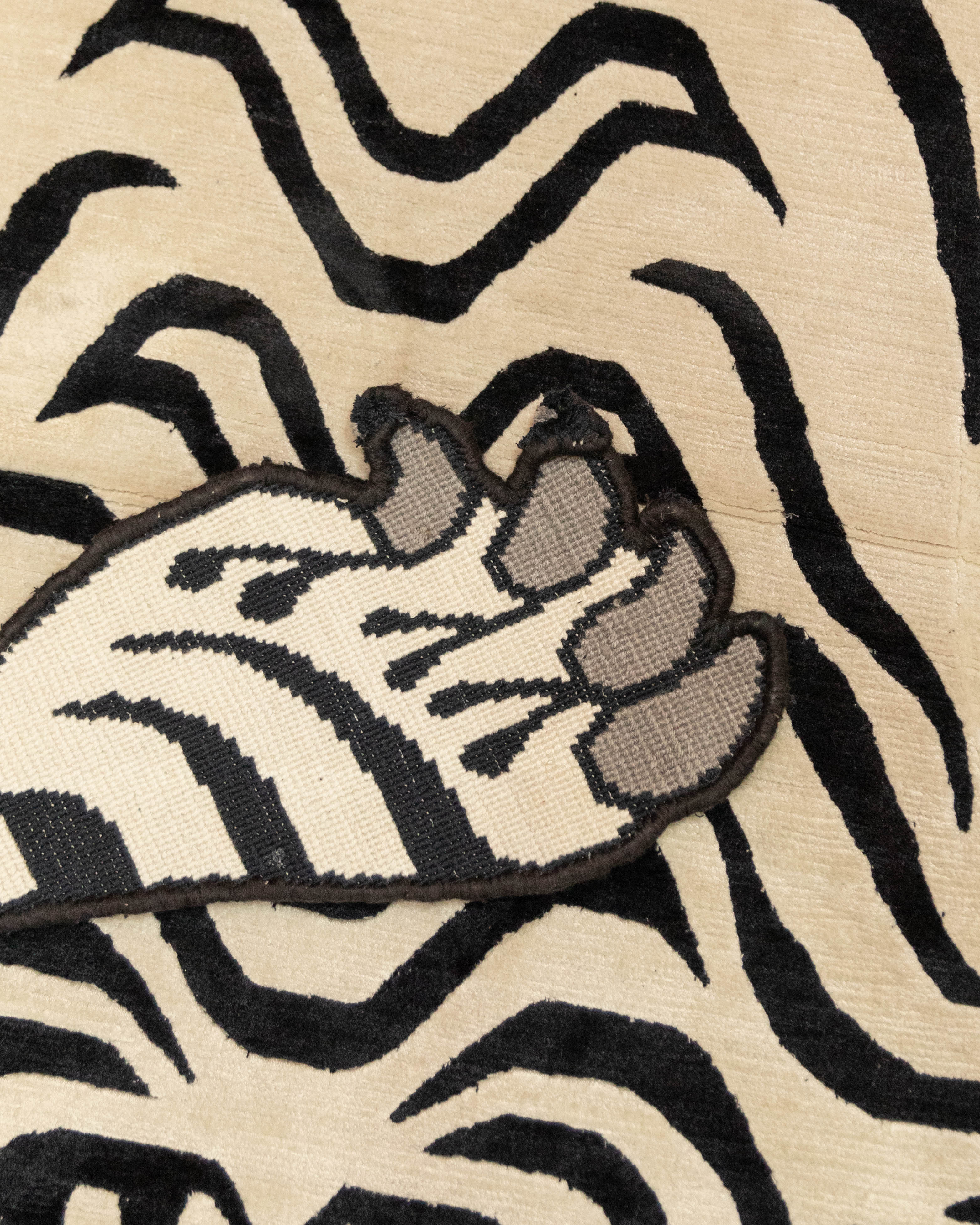 Tibetan Rug | Handwoven Wool Rug with Viscose for Home