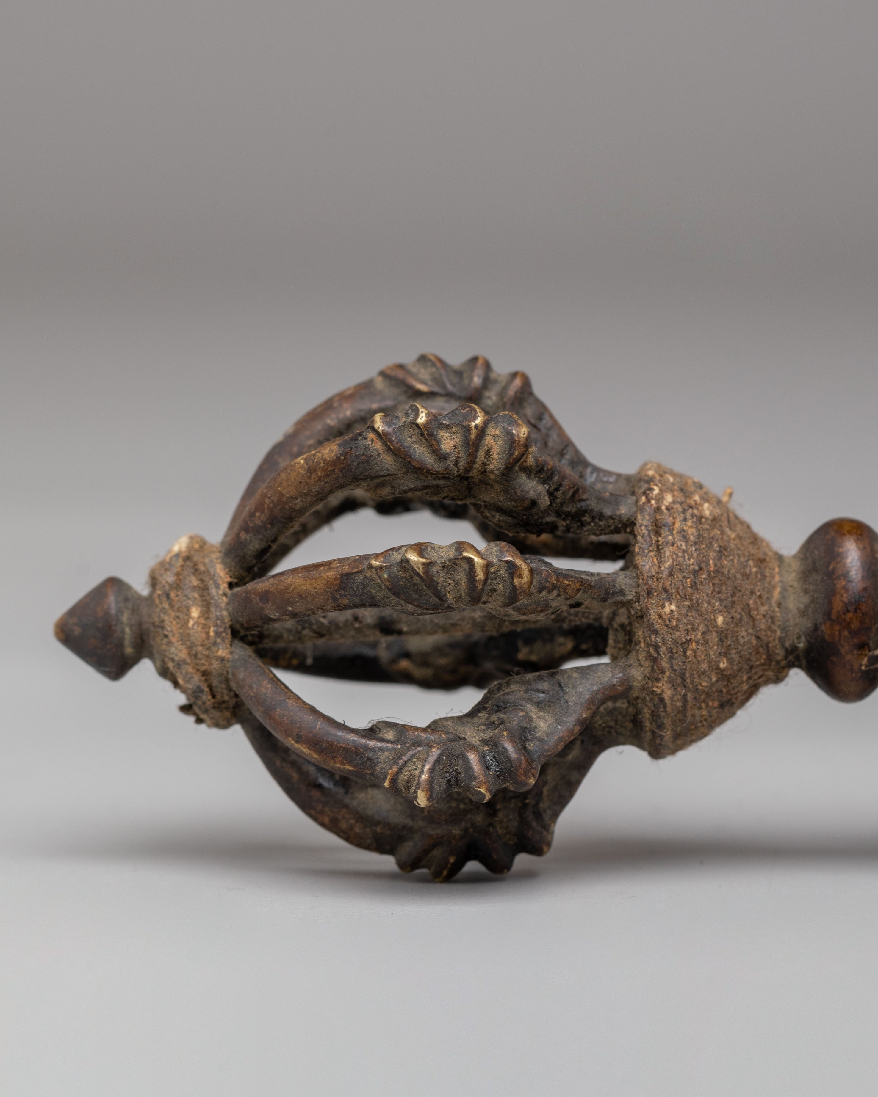 Spiritual Tibetan Vajra Symbol | Buddhist Dorje for Meditation