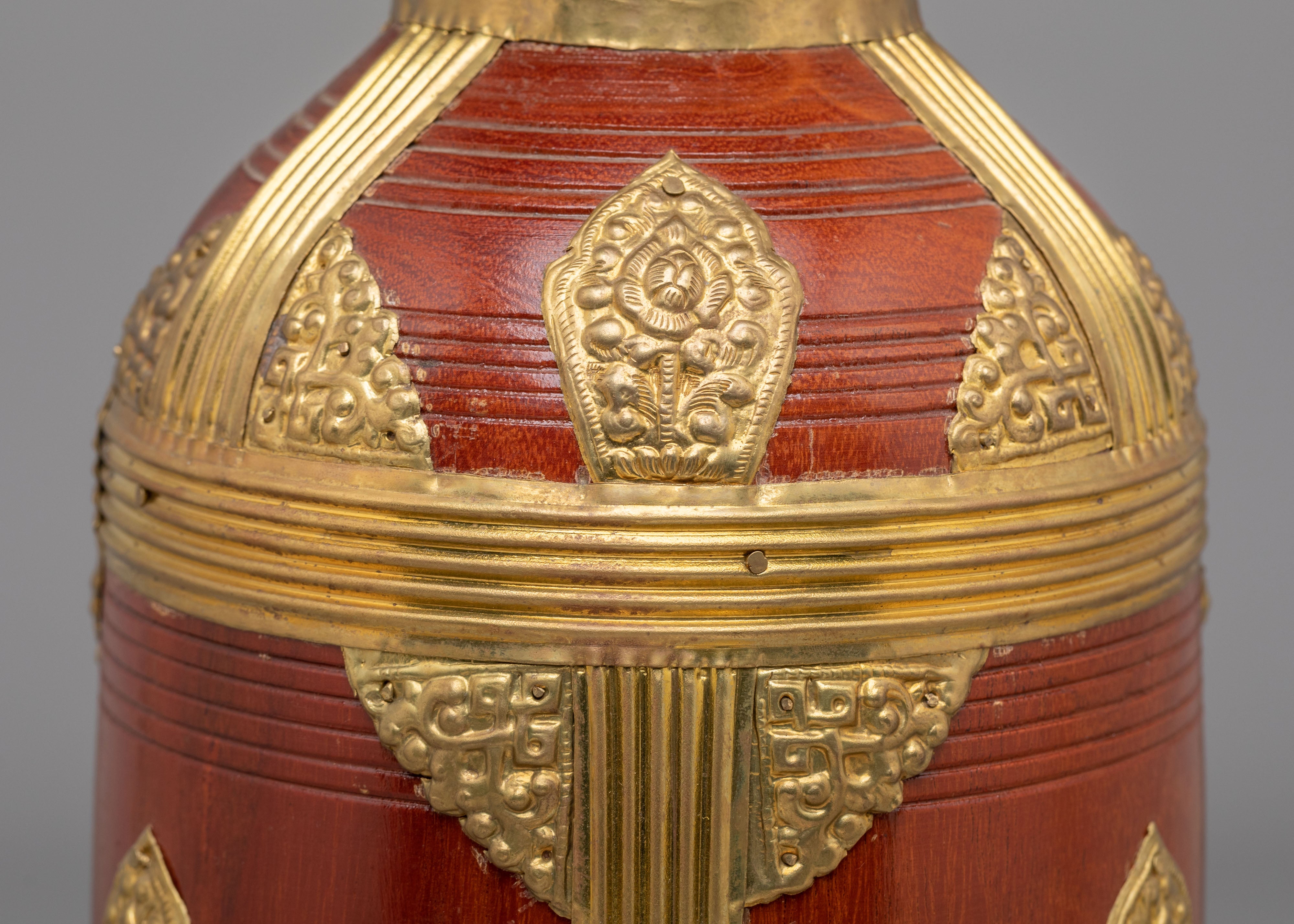 Handmade Sagun Pong | Traditional Ceremonial Gift Vessel
