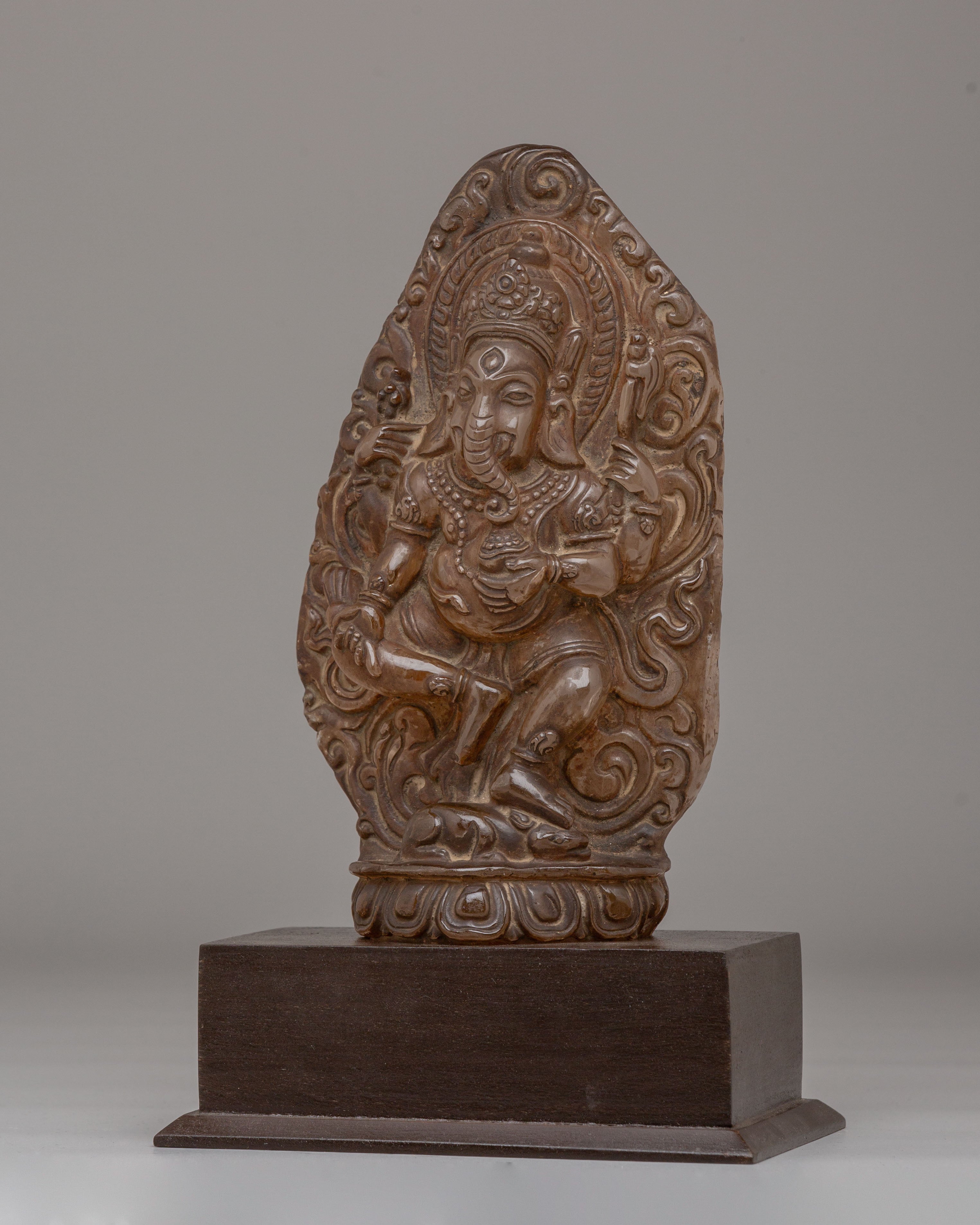Handcrafted Ganesha Deity Statue | Traditional Artwork