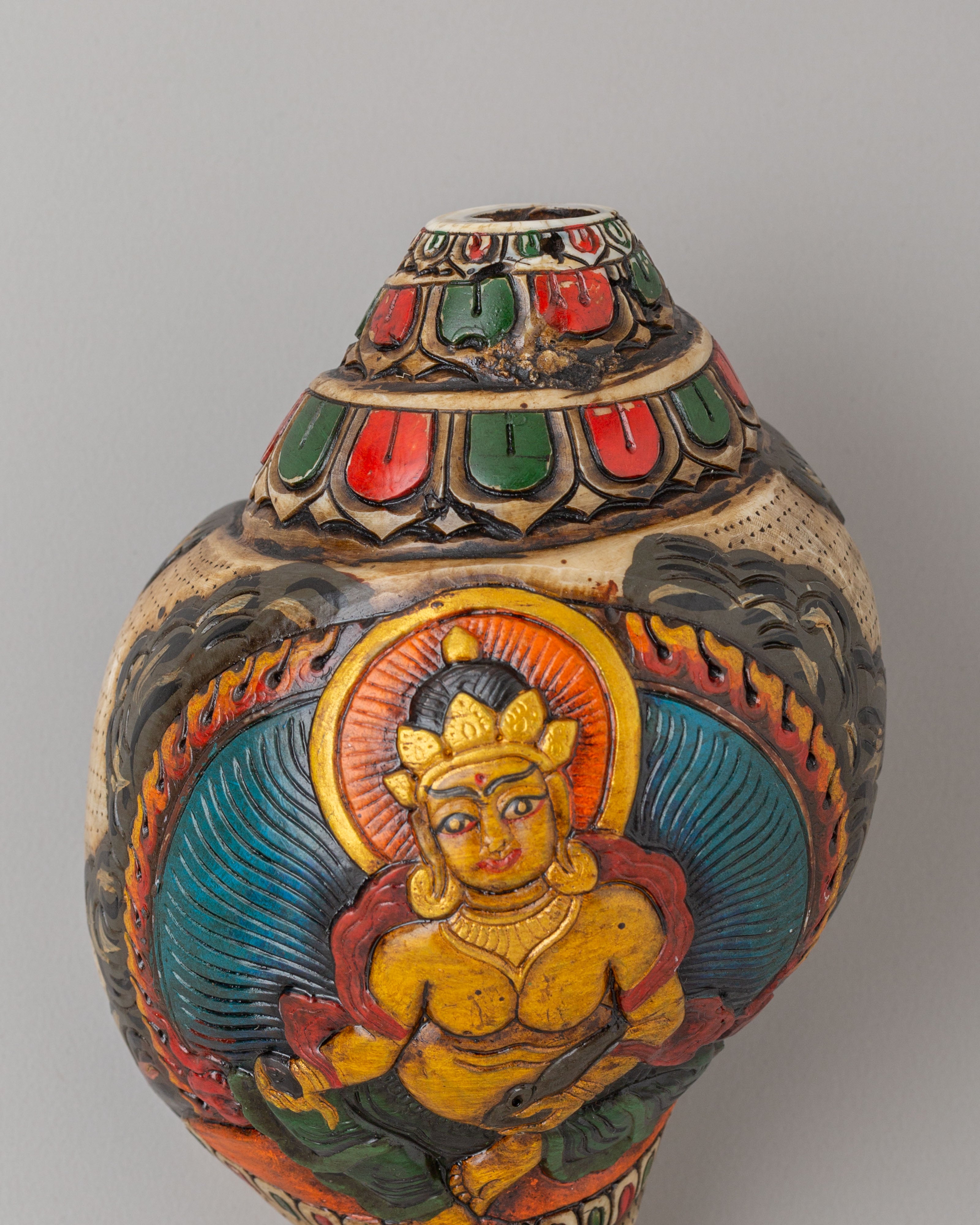 Dzambhala Carved Ritual Conch | Tibetan Buddhist Altar Decor