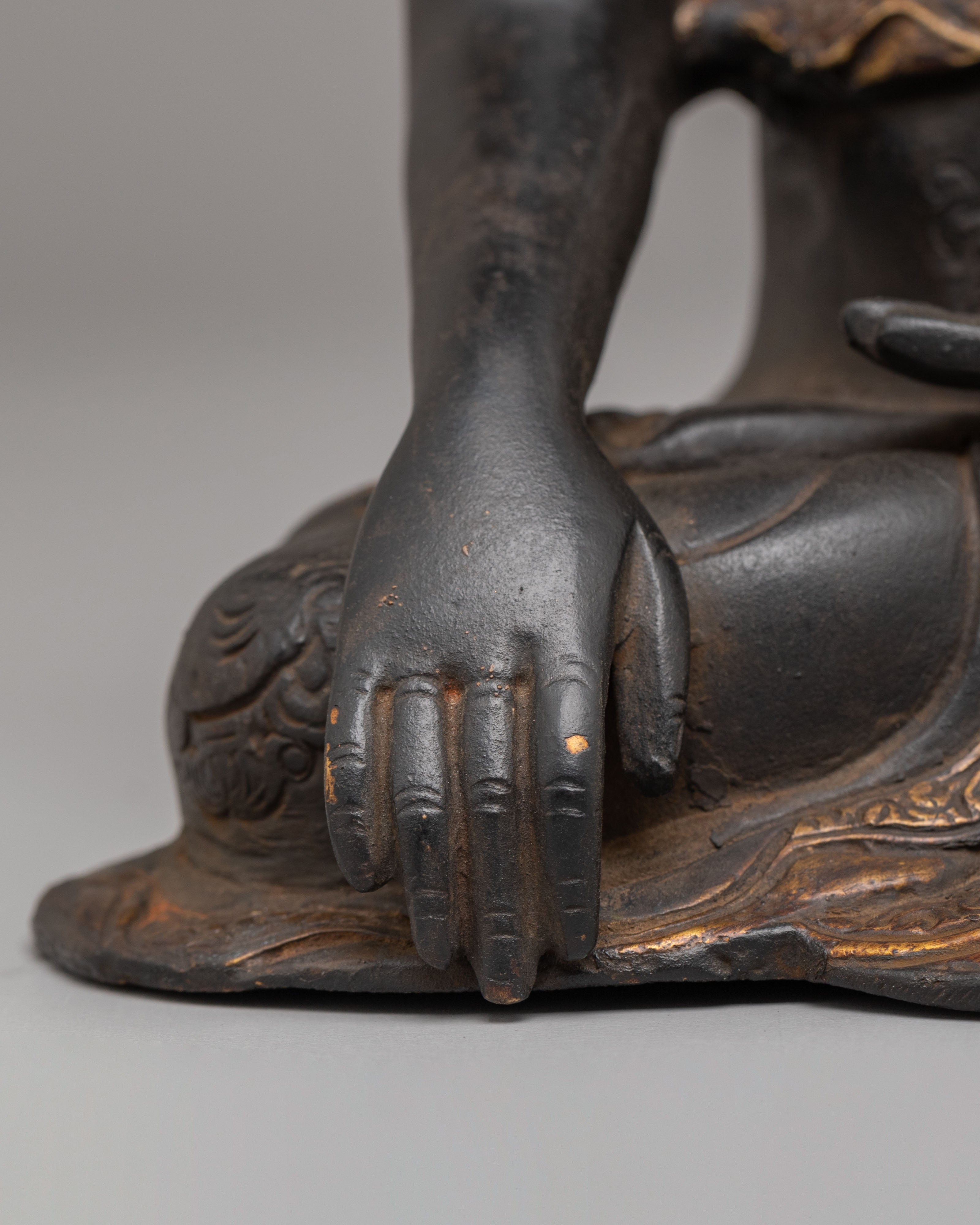 Peace Symbol Shakyamuni Buddha Statue | Handcrafted Copper Sculpture
