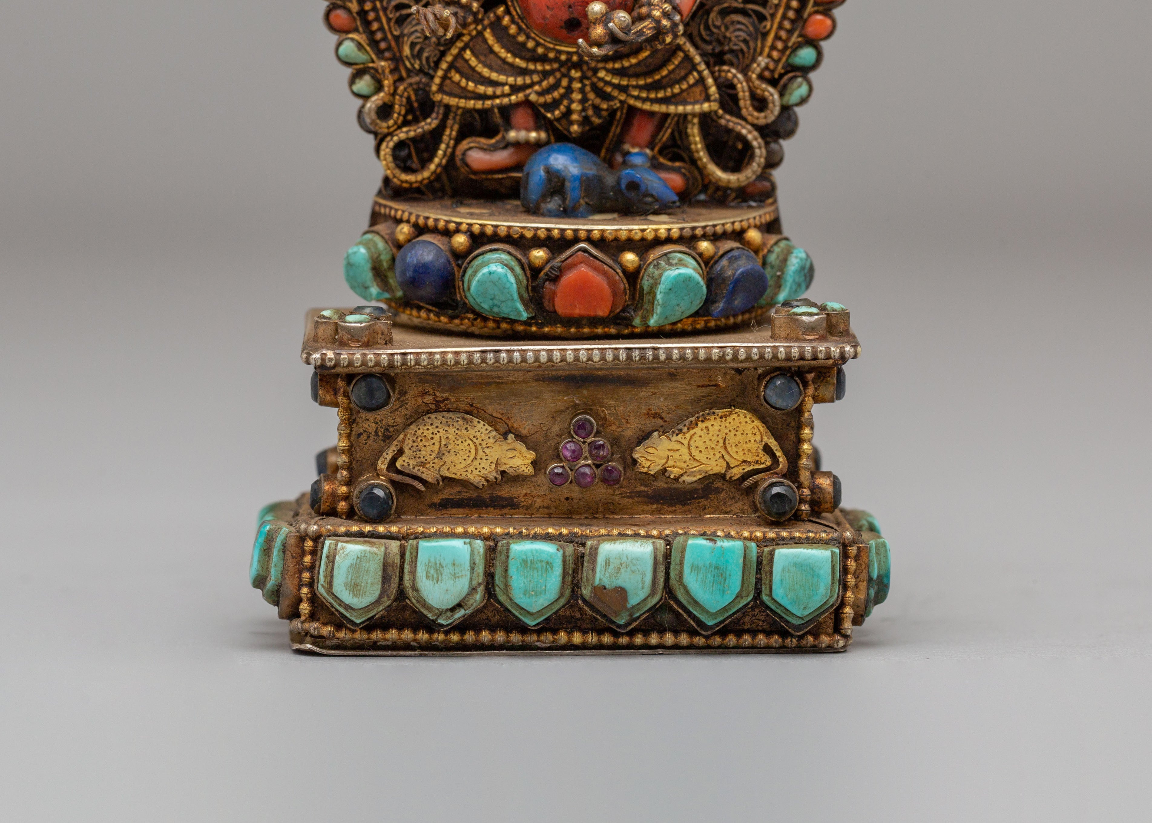 Traditional Ganesh Ghau Locket | Spiritual Jewelry