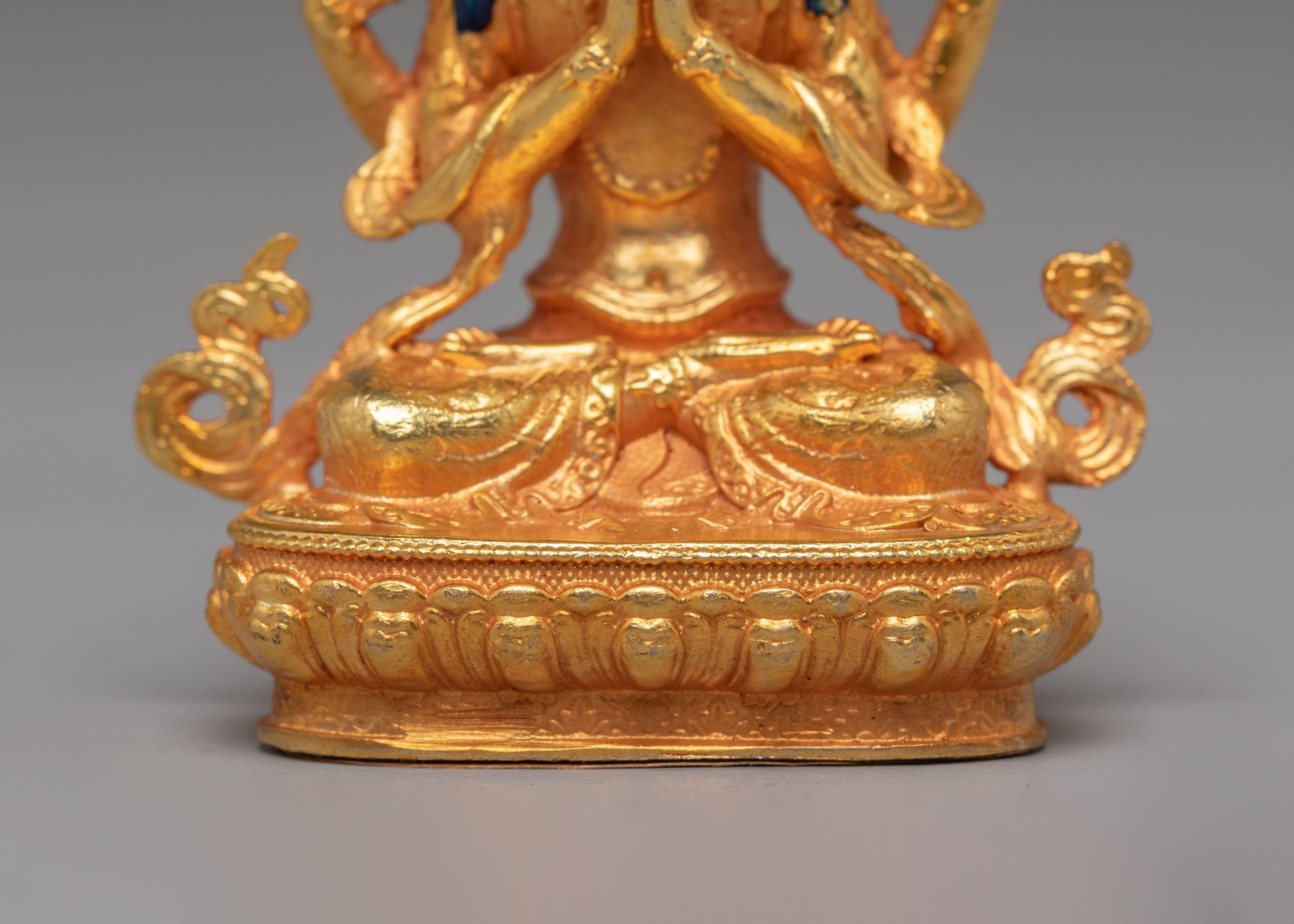 Scared Chenrezig Avalokiteshvara Statue | Handcrafted Statue