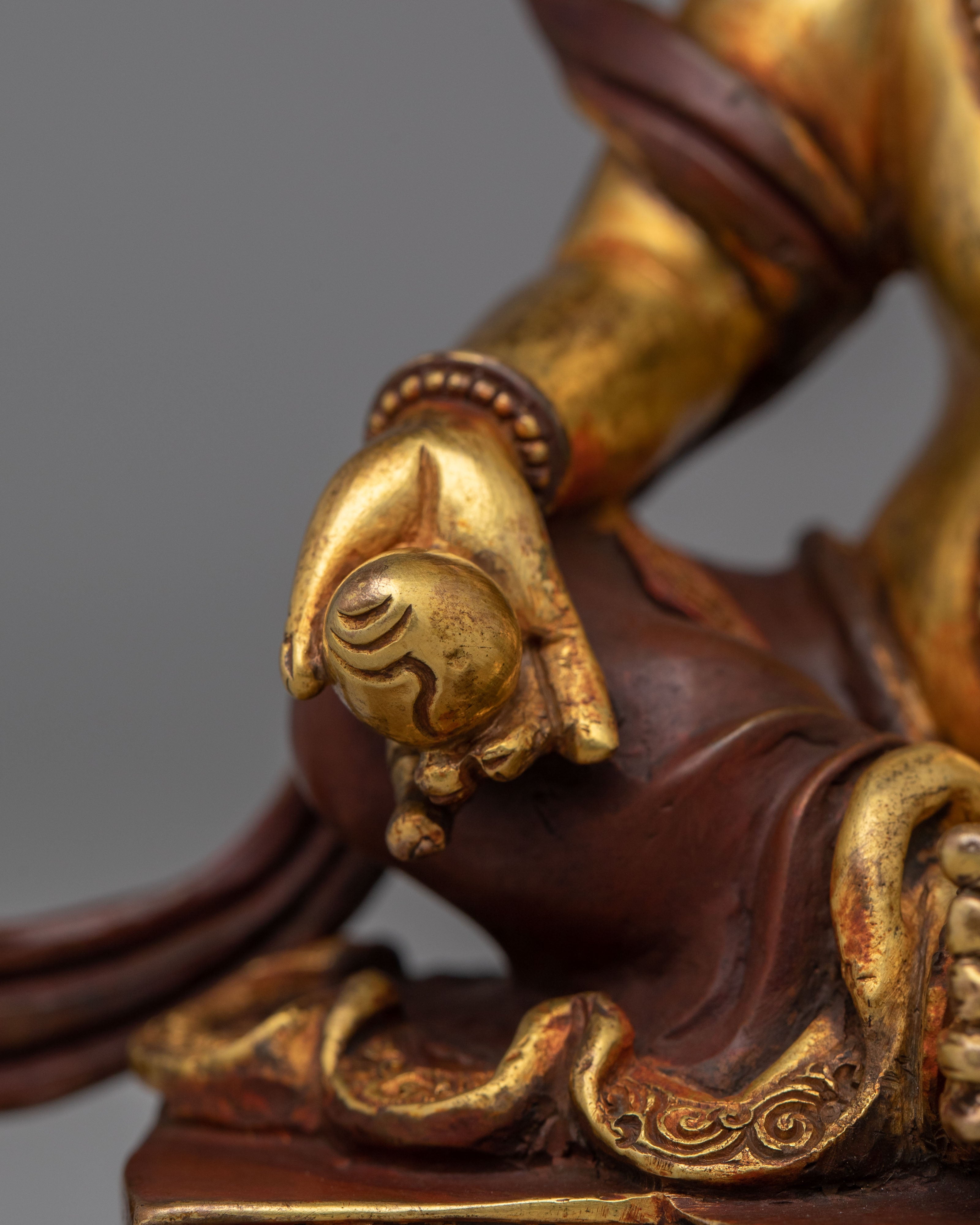 Traditional Sacred Dzambhala Statue | Tibetan Wealth Deity