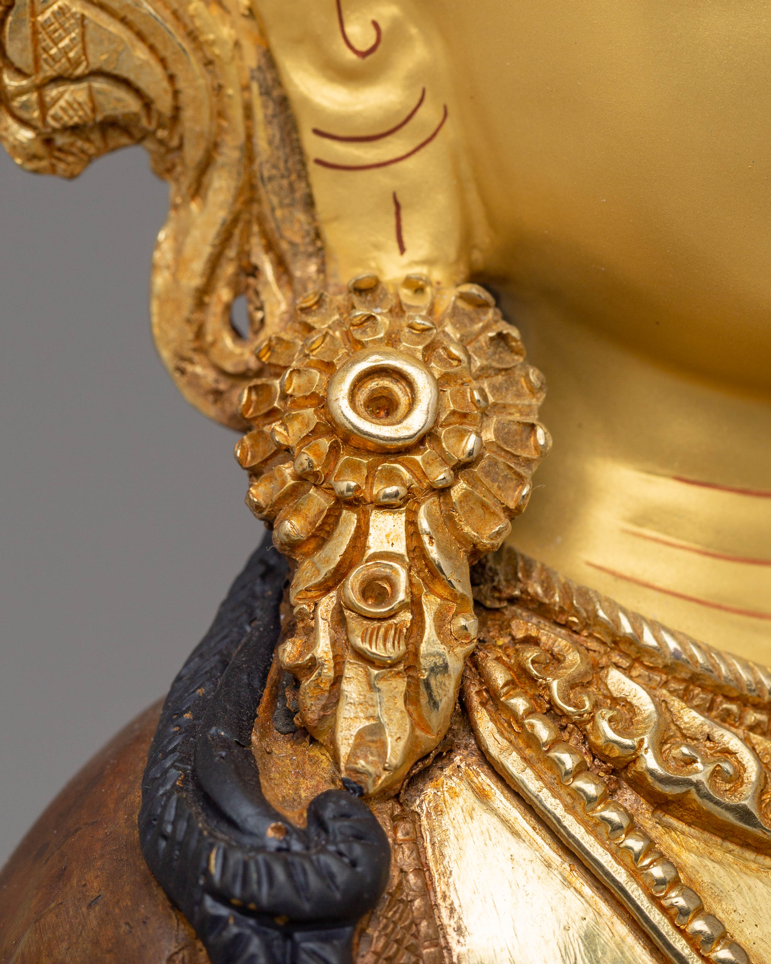 Handmade Golden Statue of Chenrezig | Tibetan Artwork