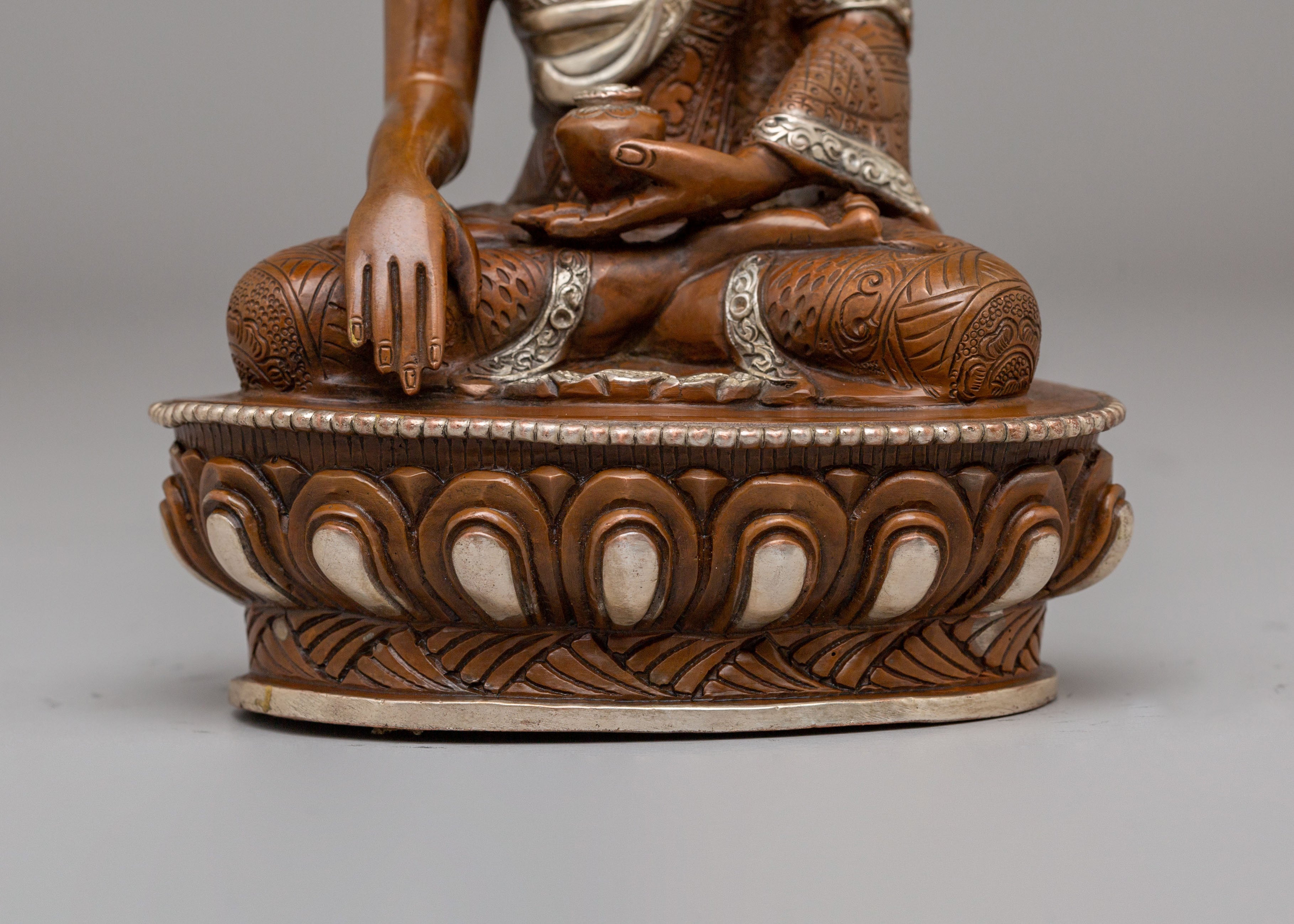Handcrafted Sage Shakyamuni Buddha Statue | Gold Plated Buddhist Statue